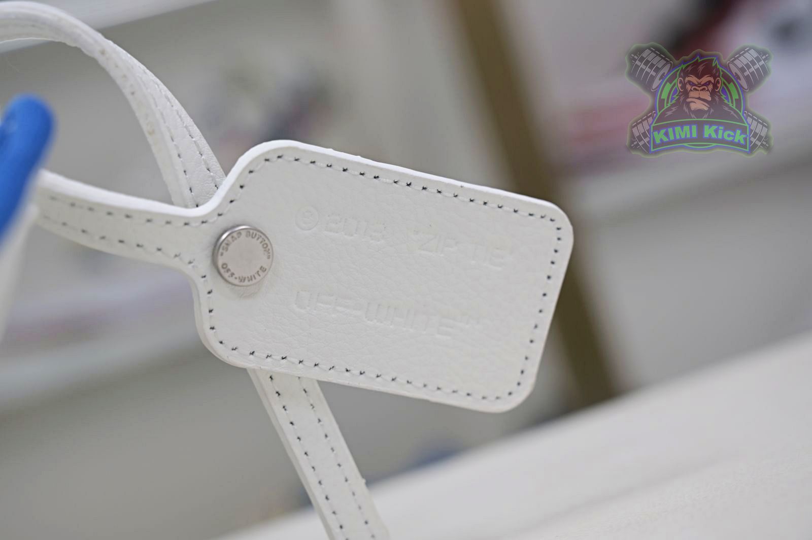 OFF-WHITE Ous Of Office