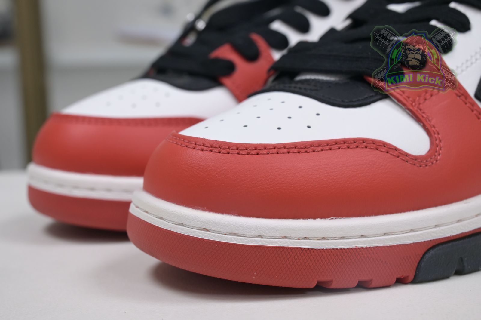 OFF-WHITE Ous Of Office