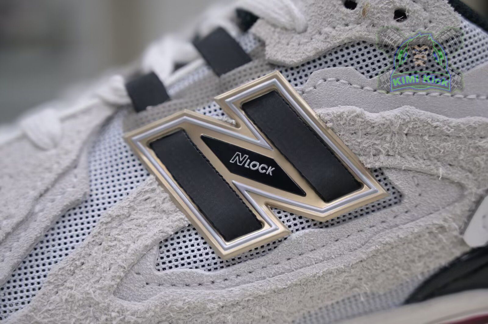 New Balance NB 1906R