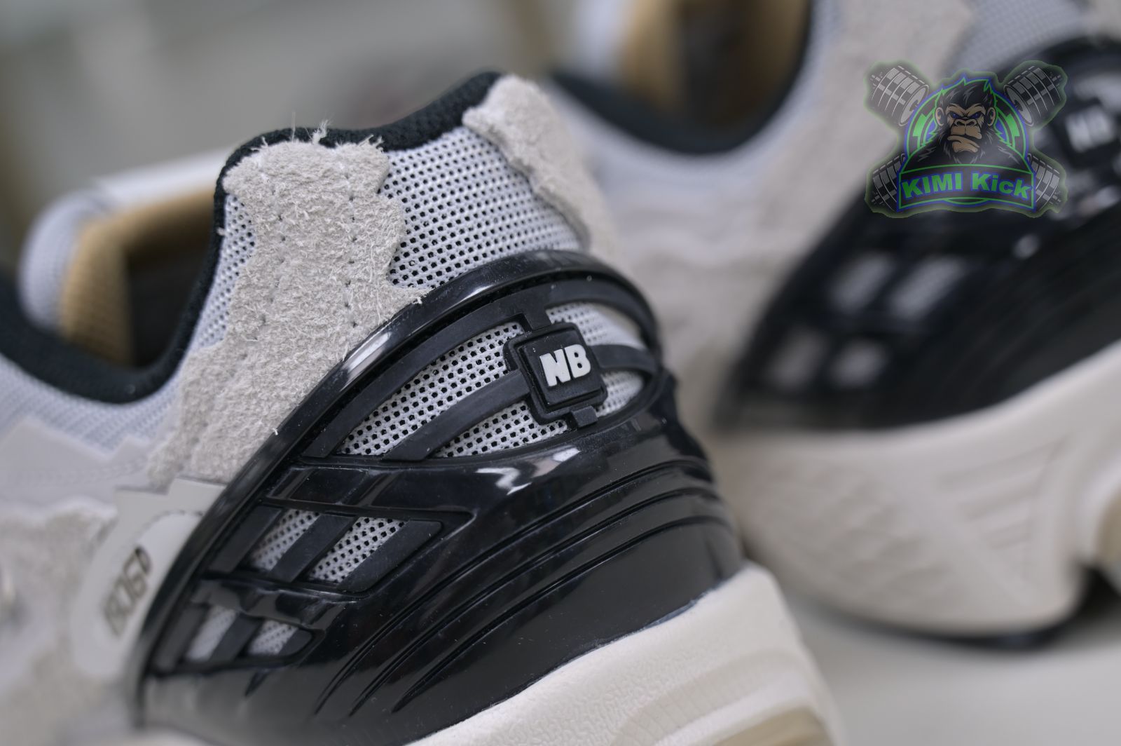 New Balance NB 1906R