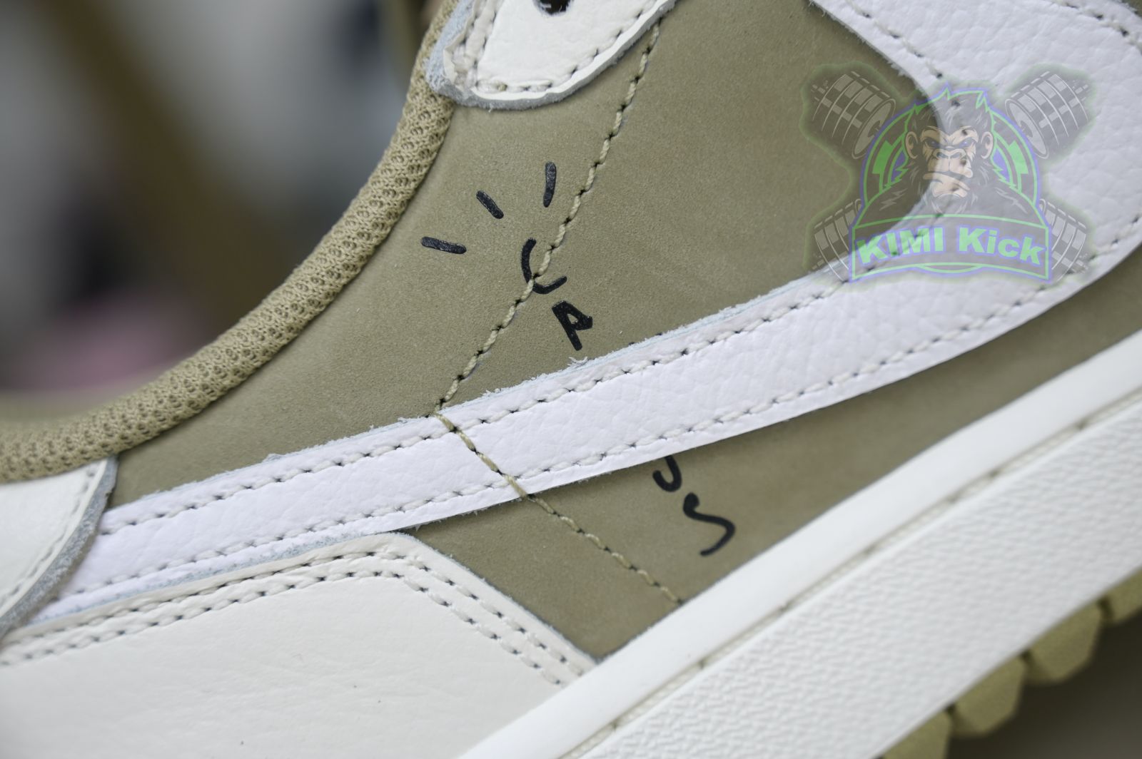 Travis Scott x Air Jordan 1  Low Golf 6.0