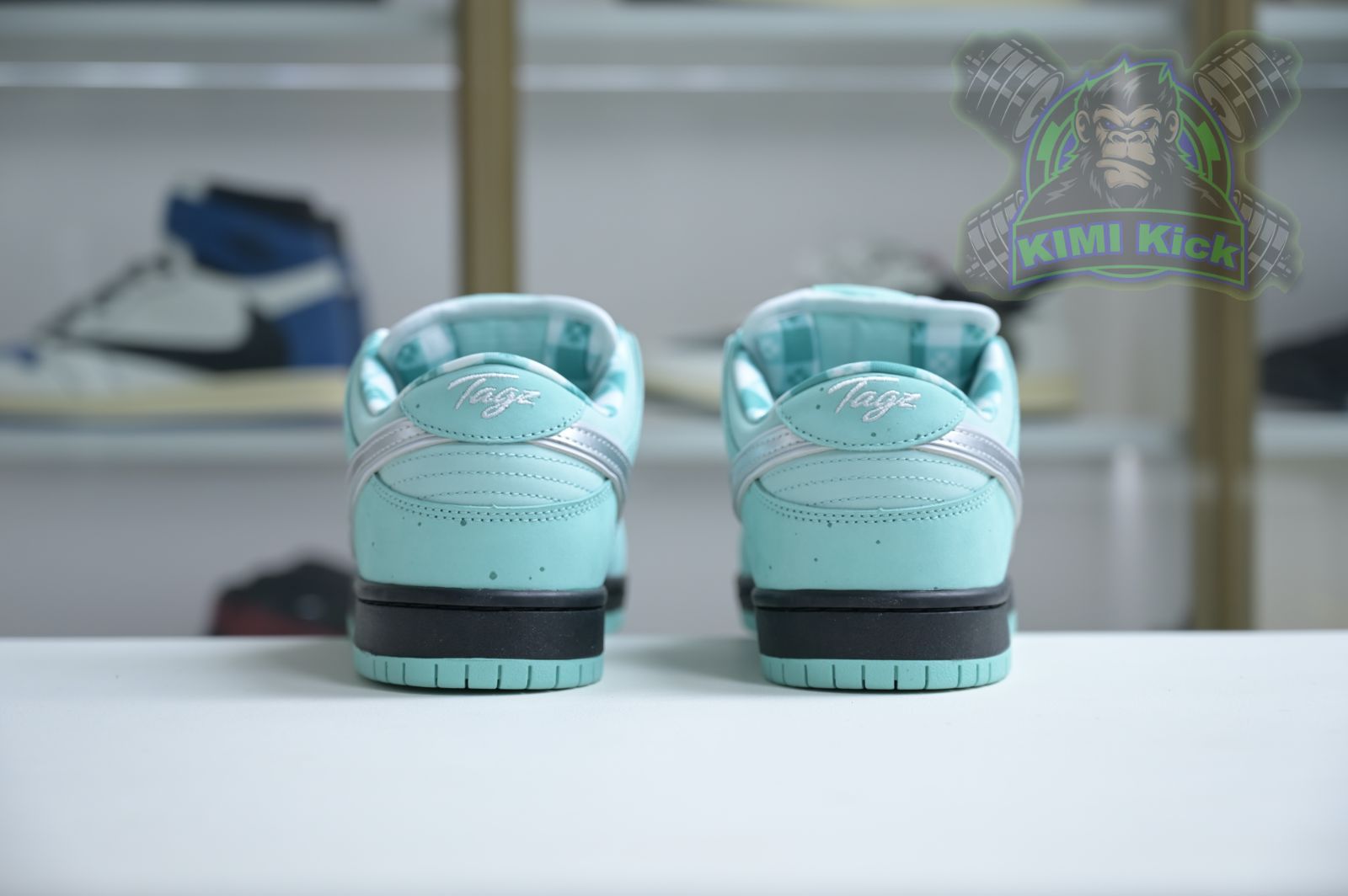 Tiffany Dunk SB