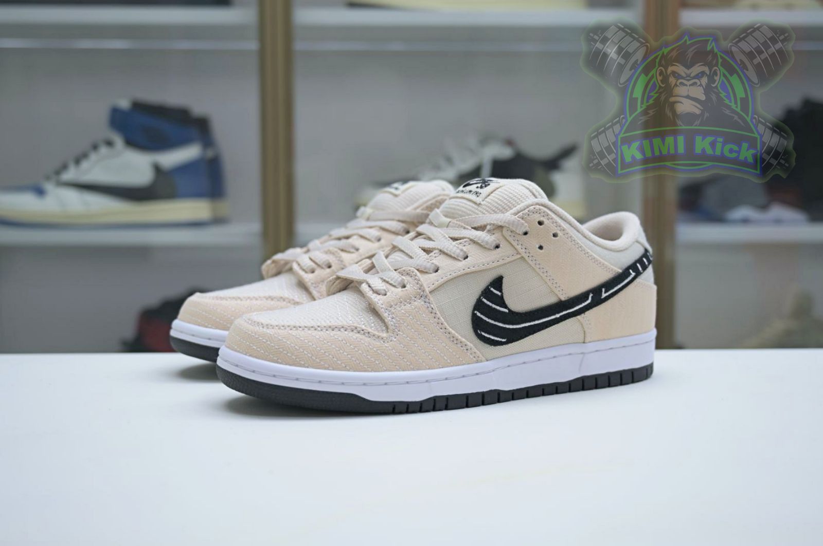 Albino & Preto x Nike Dunk SB Low Pro 