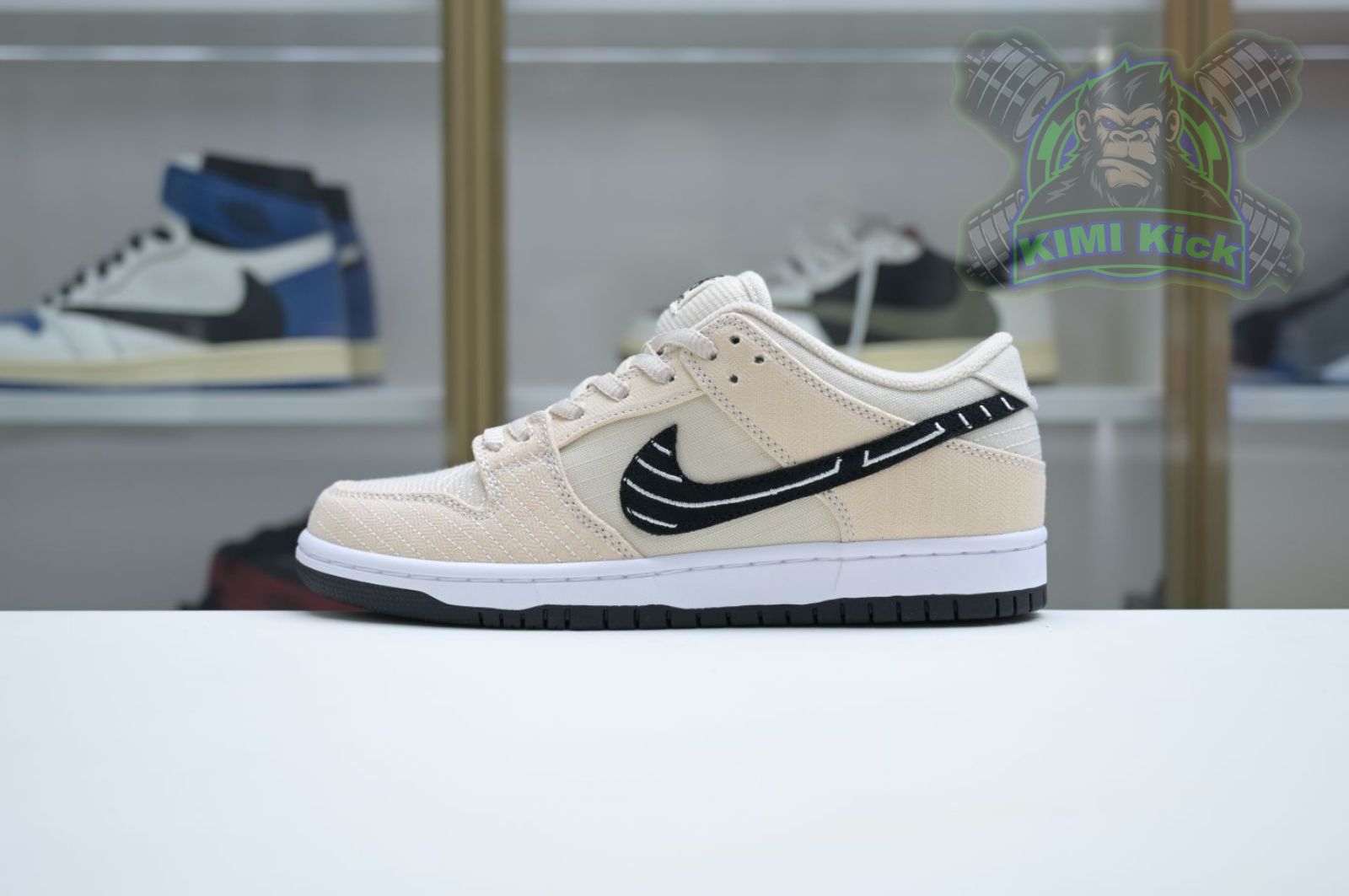 Albino & Preto x Nike Dunk SB Low Pro 
