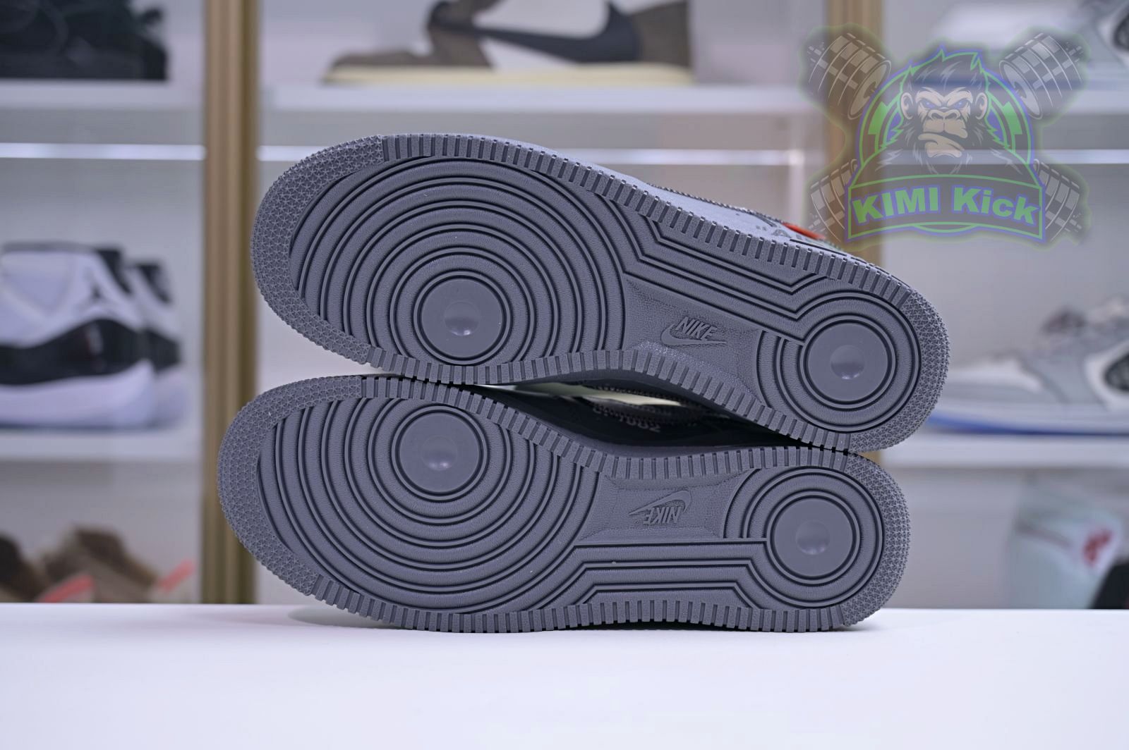 Off-White x Nike Air Force 1Low