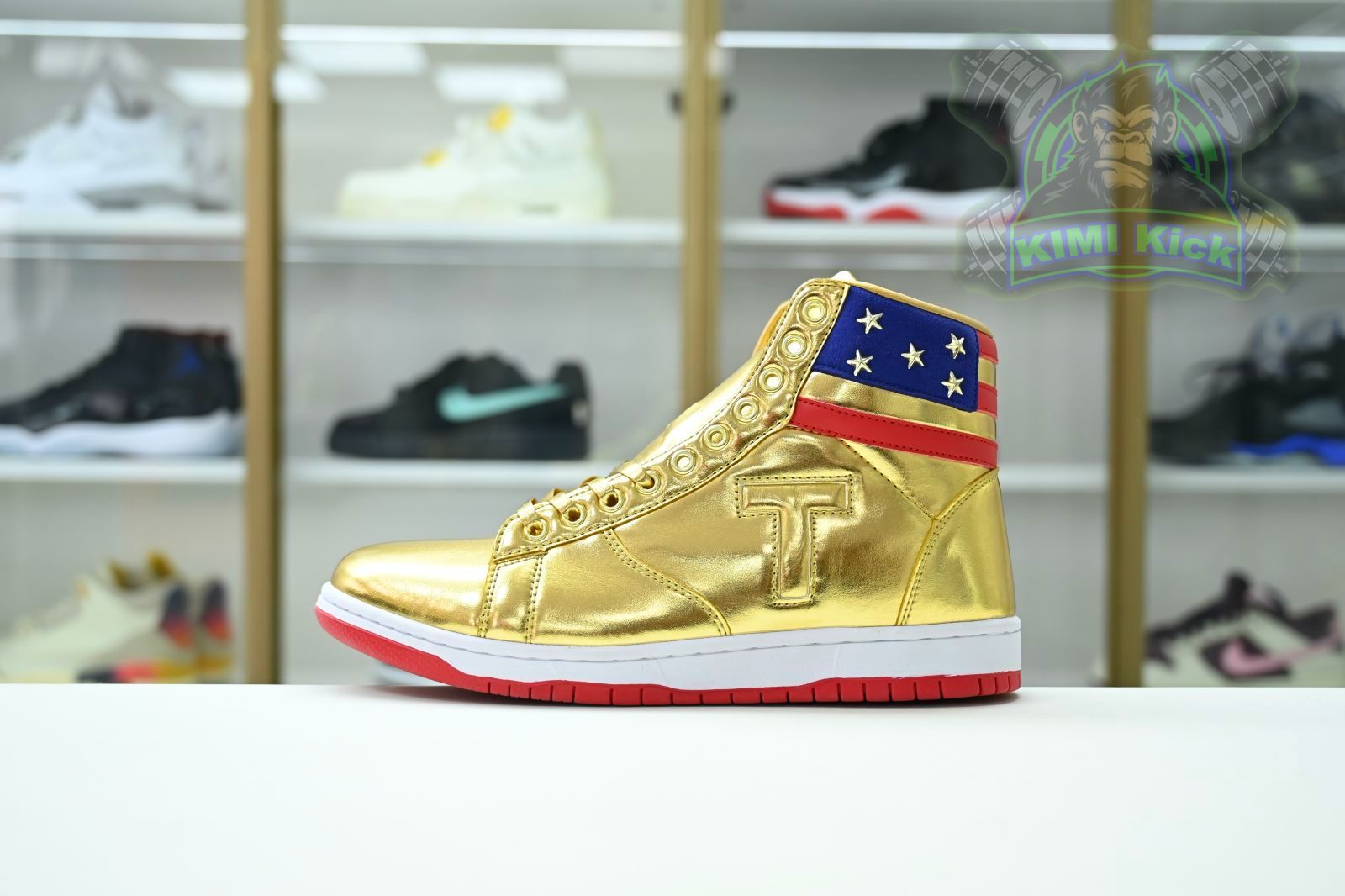 Never Surrender Trump sneakers MAGA.1