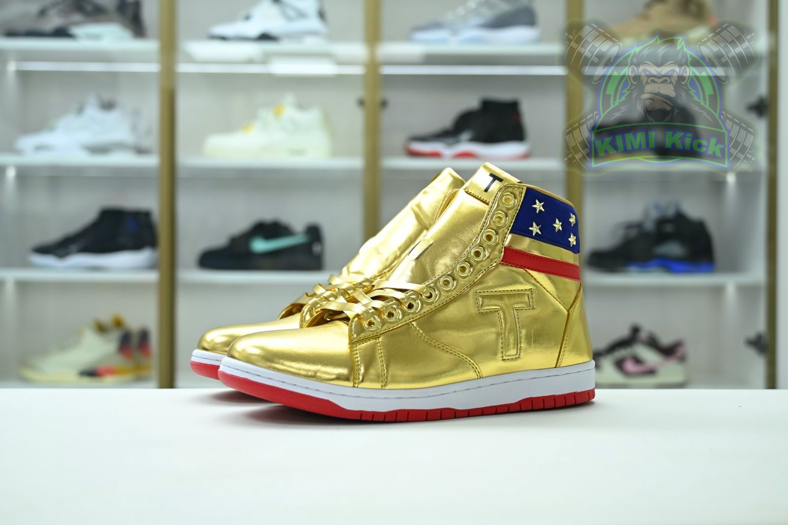 Never Surrender Trump sneakers MAGA.1