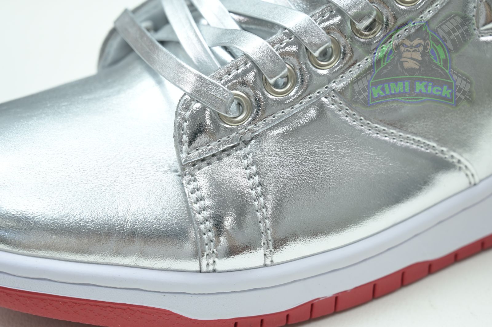 Never Surrender Trump sneakers MAGA.1