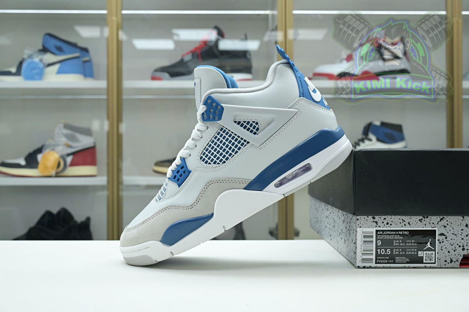 Air Jordan 4