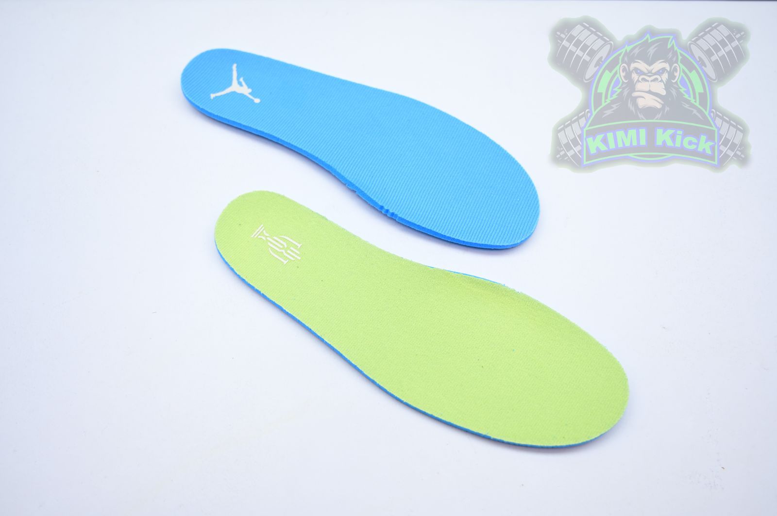 Trophy Room x Jordan Air Jordan 1 Low OG “Away”