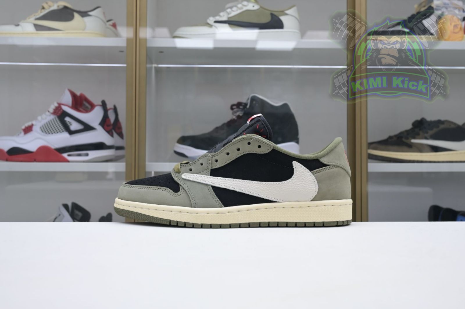 Travis Scott x Jordan Air Jordan 1 Low OG 7.0