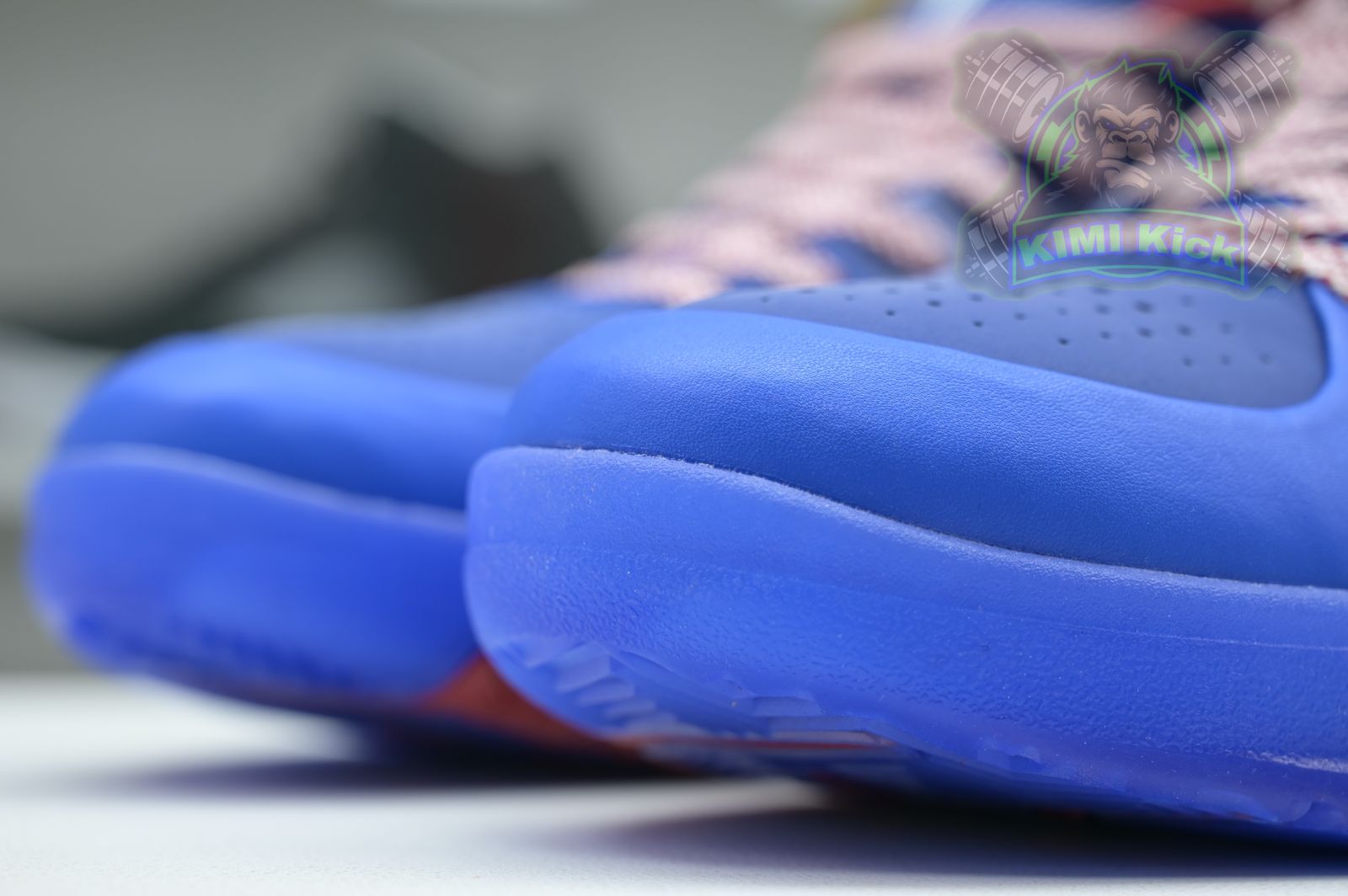 Nike Zoom Kobe 4 Protro