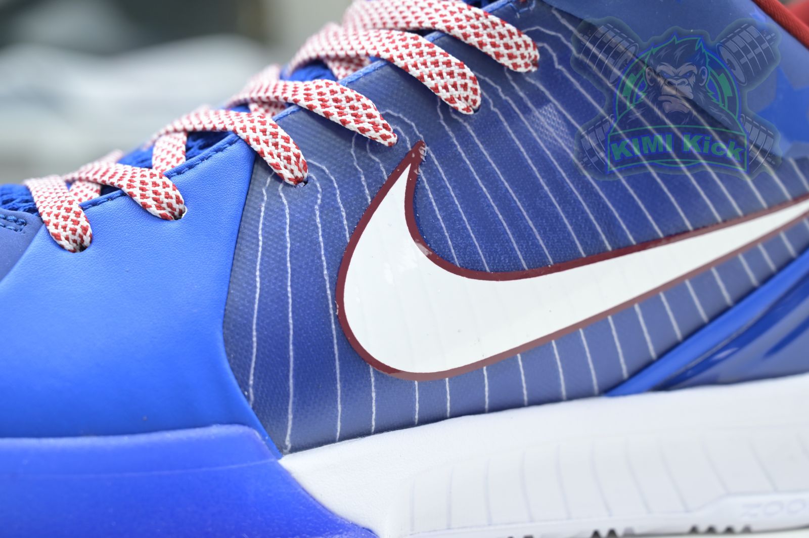 Nike Zoom Kobe 4 Protro