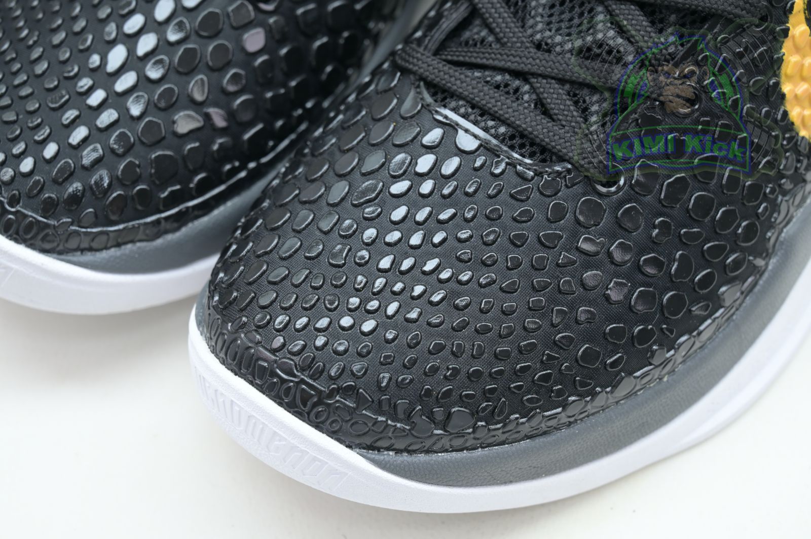 Nike Zoom Kobe 6 Black Del Sol