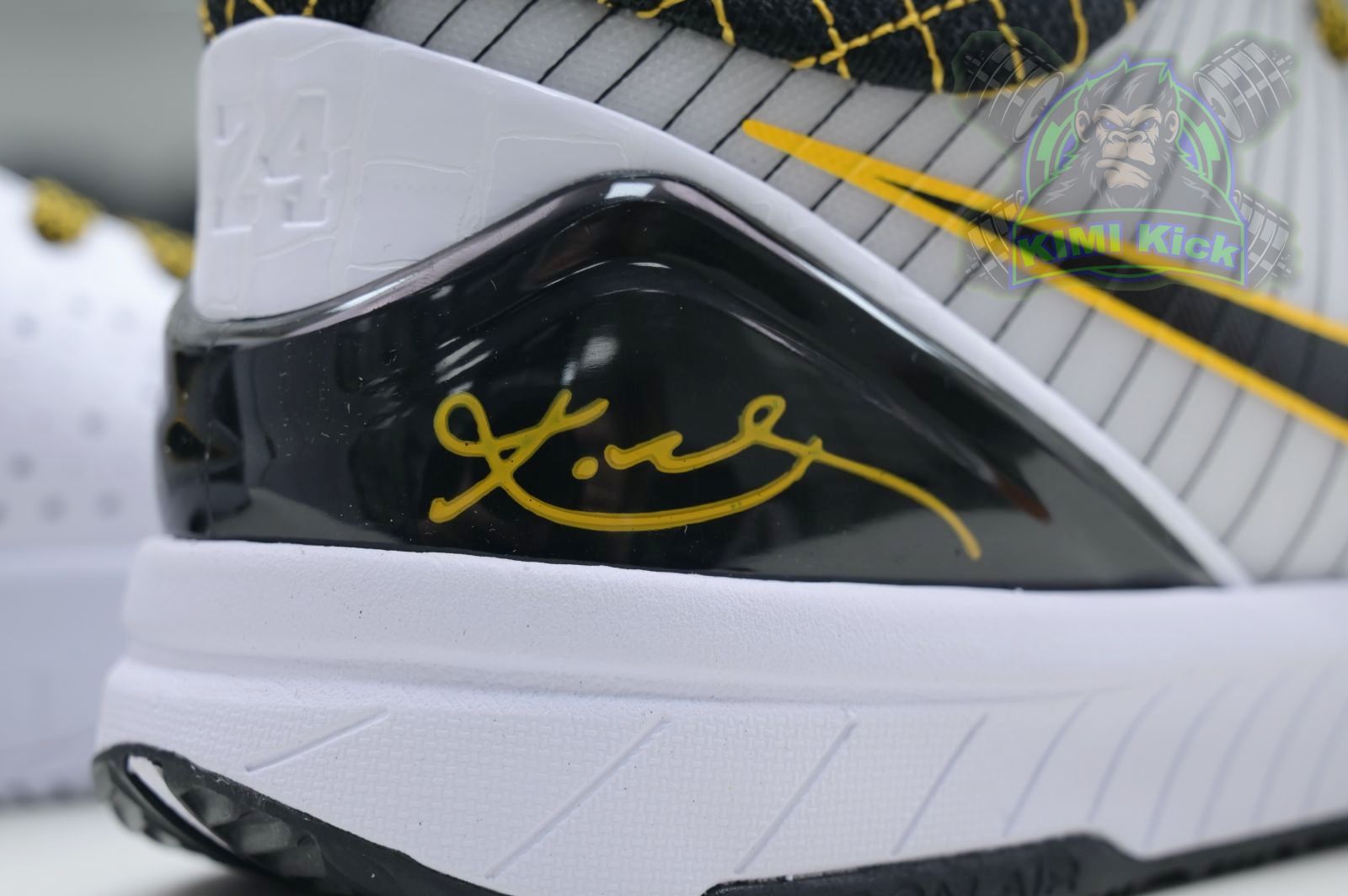 Nike Zoom Kobe 4 Protro 