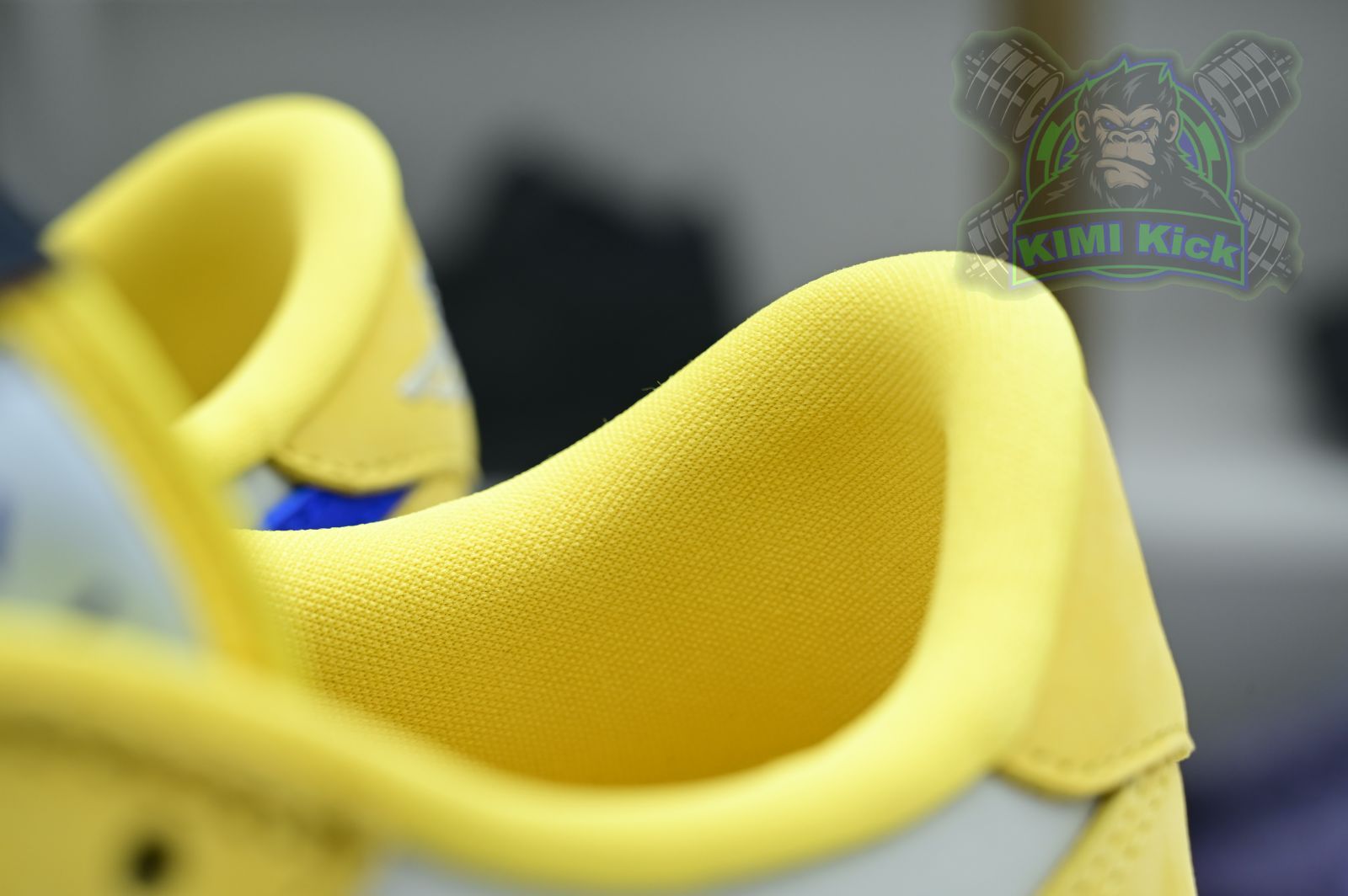 Travis Scott x Jordan Air Jordan 1 Low Canary