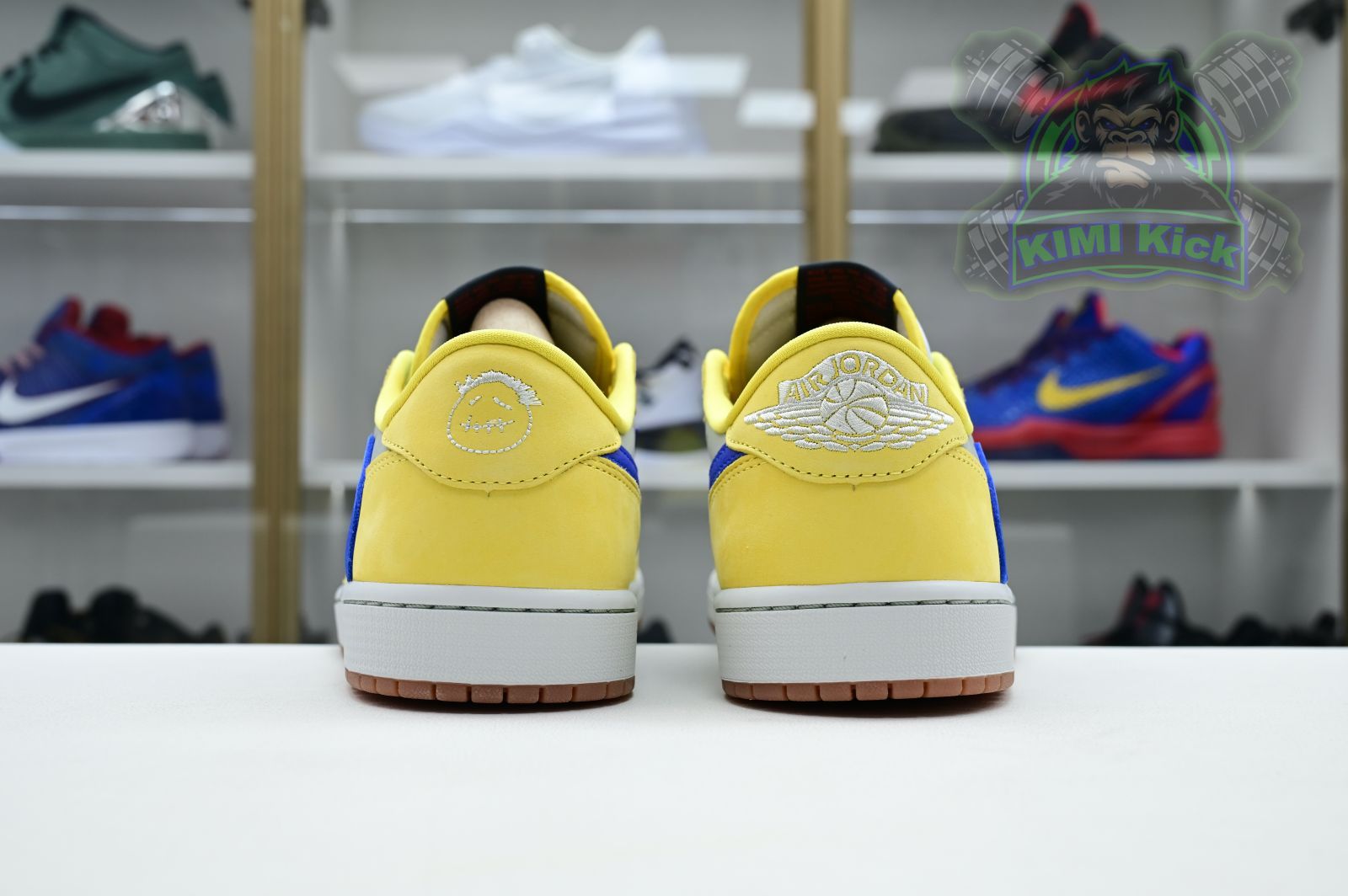 Travis Scott x Jordan Air Jordan 1 Low Canary