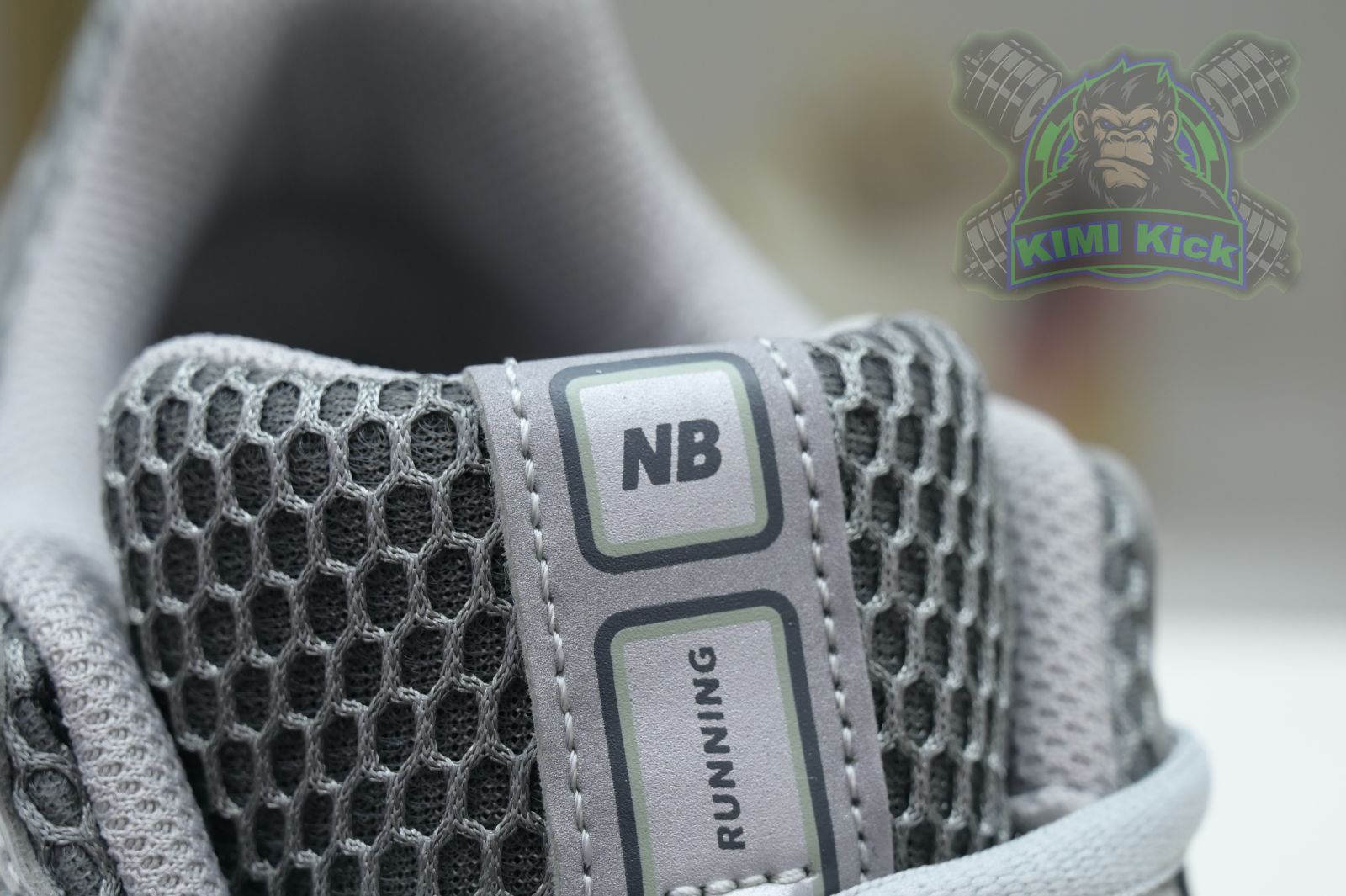 New Balance NB 1906R Y2K