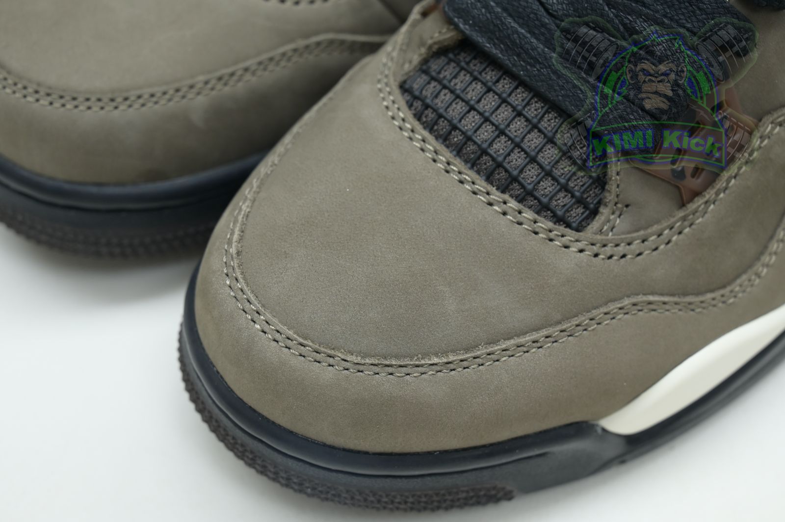 AIR JORDAN 4 RETRO COLOR