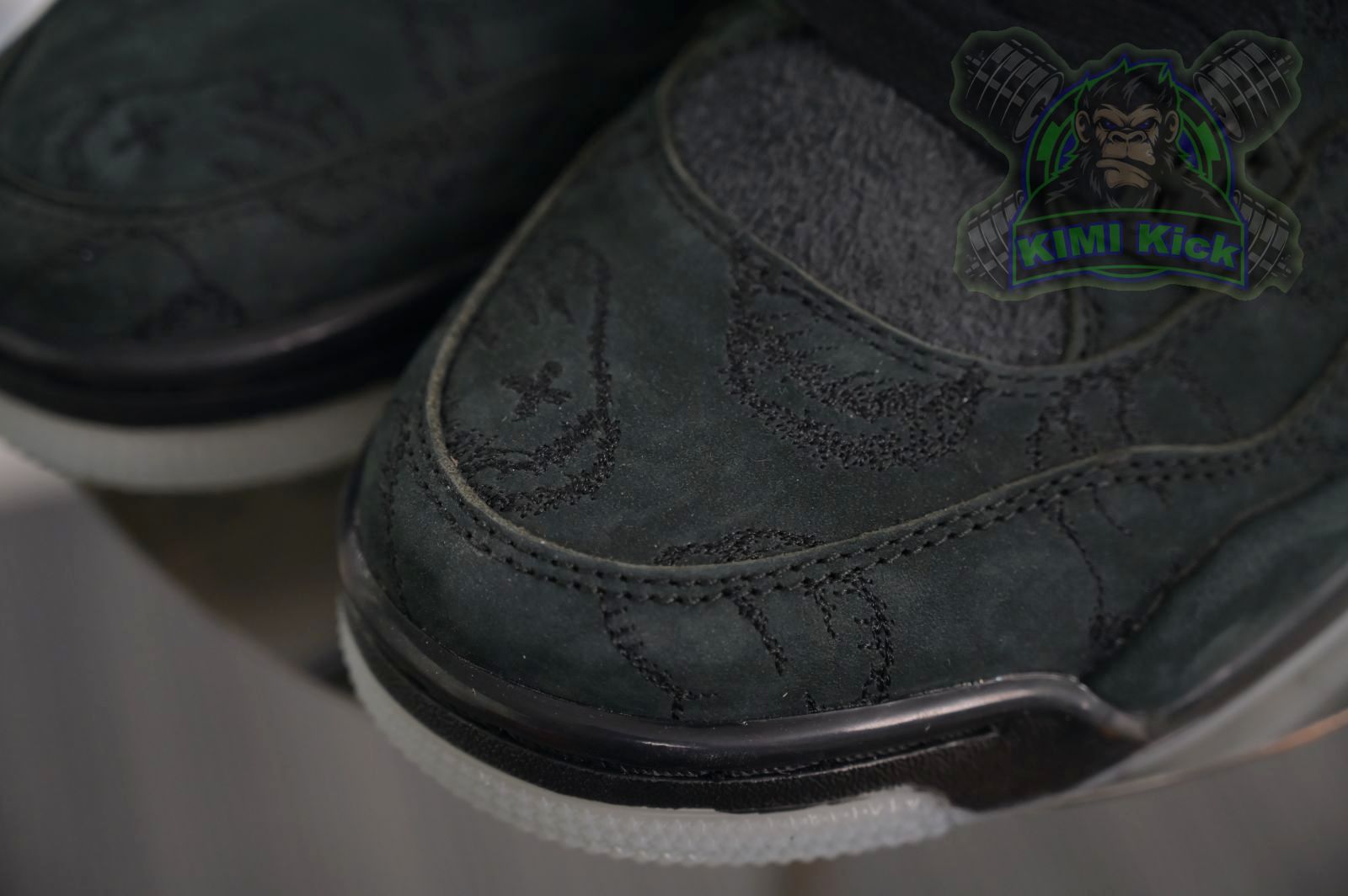 Jordan Air Jordan 4 kaws black