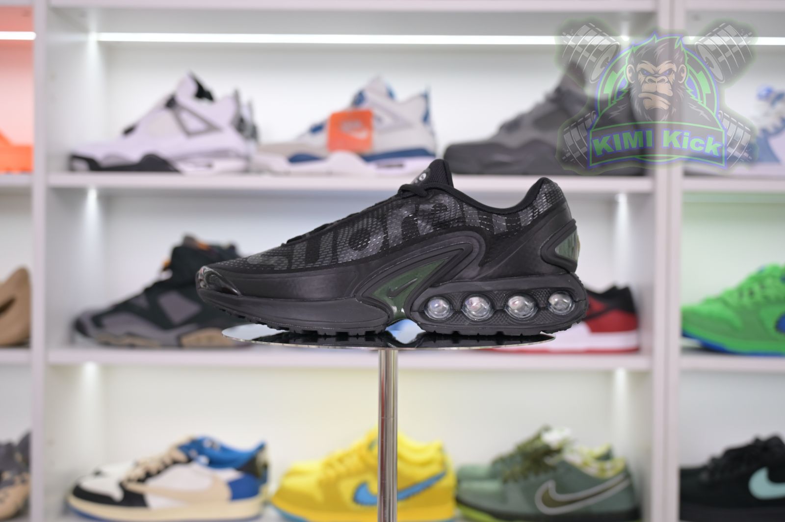 Supreme x Nike Air Max Dn
