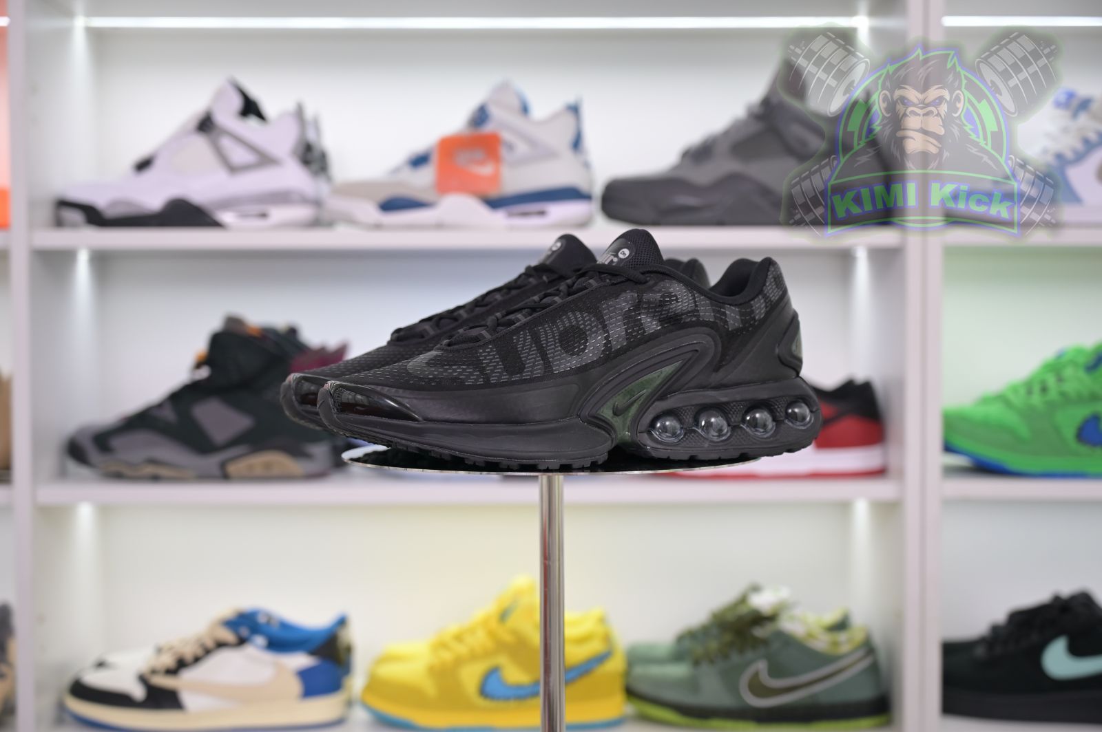 Supreme x Nike Air Max Dn
