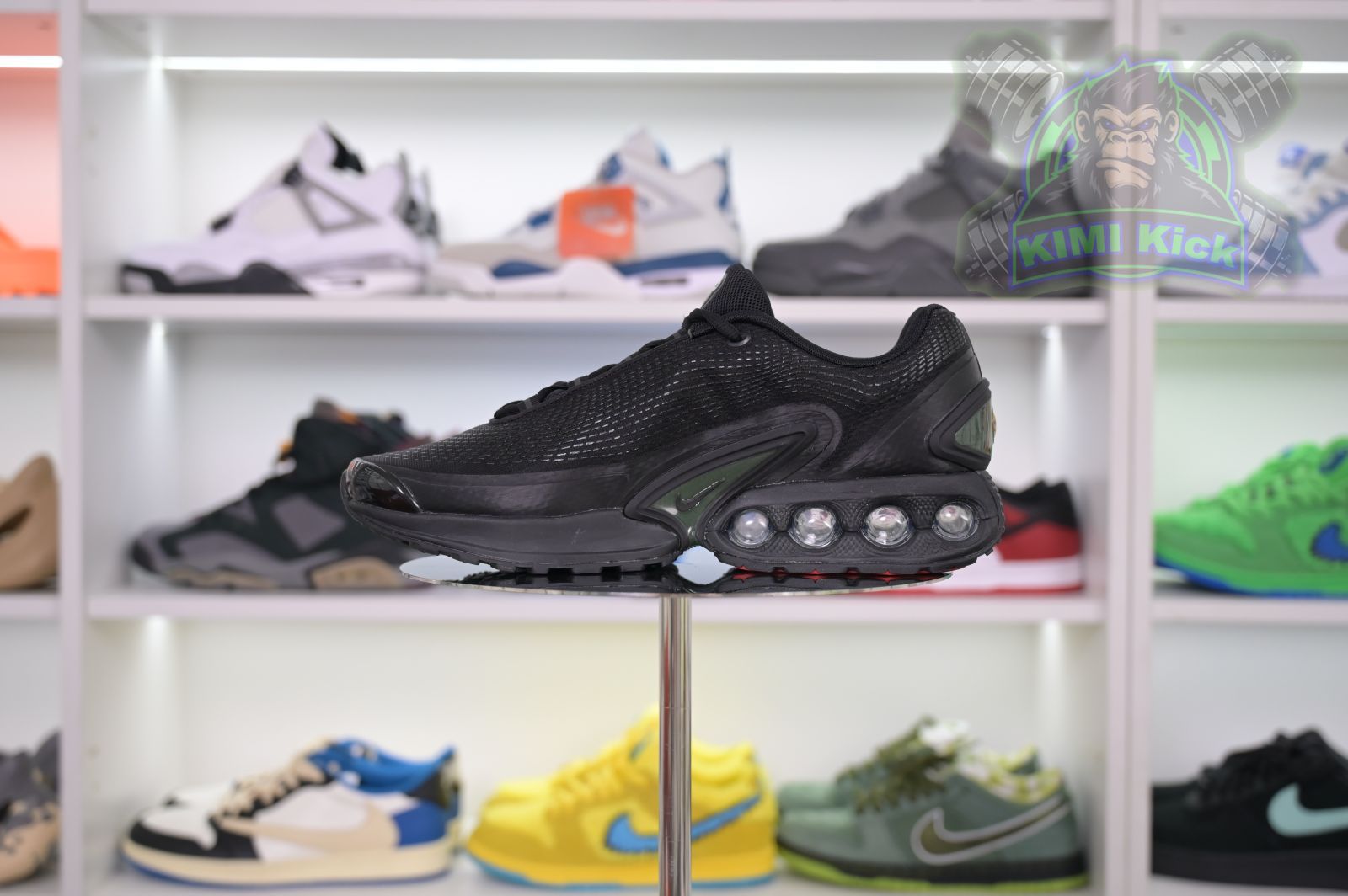 Supreme x Nike Air Max Dn