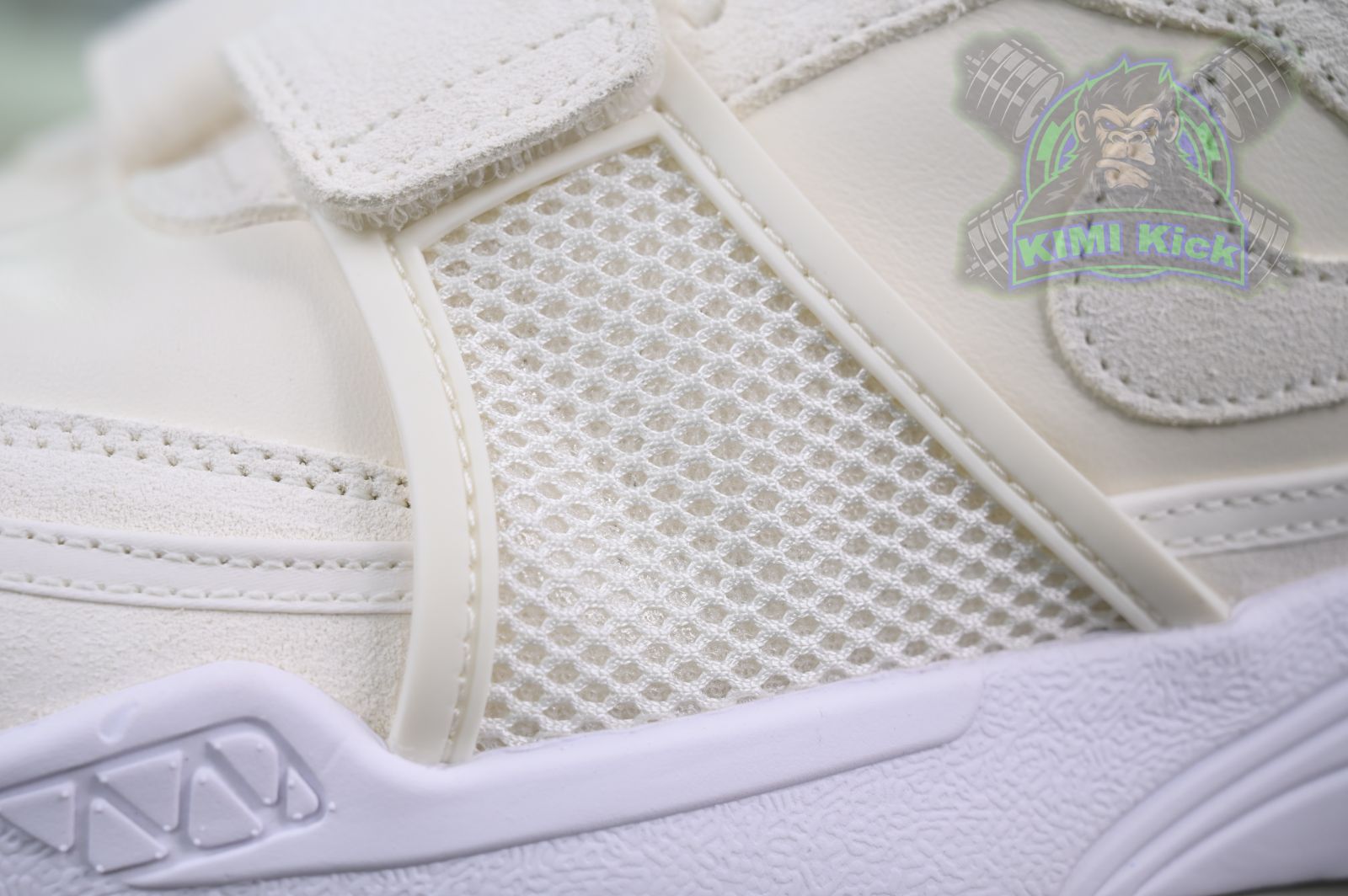 Travis Scott x Nike Shark-A-Don