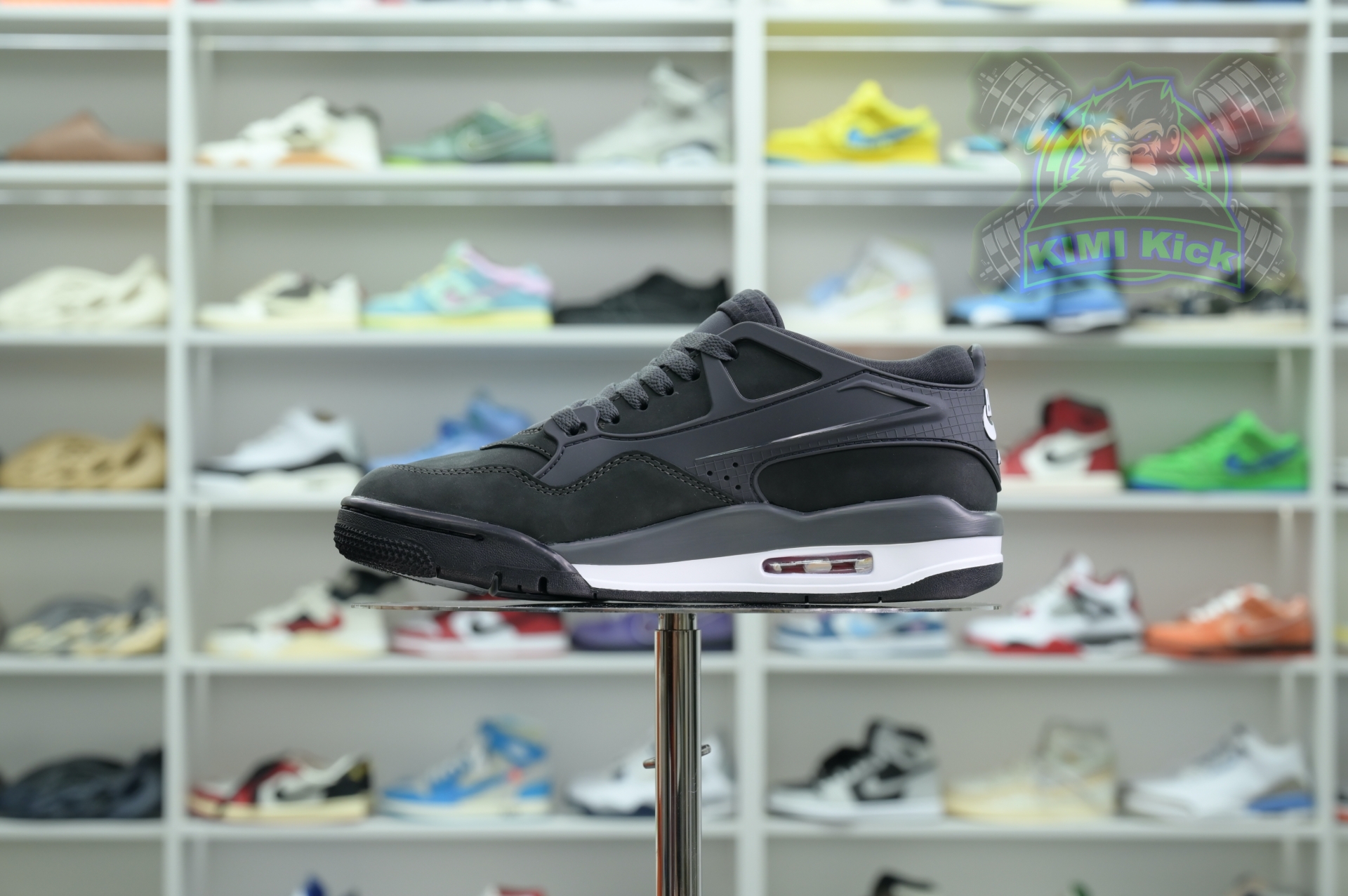 Nigel Sylvester x Jordan Air Jordan 4 RM SP “Anthracite”
