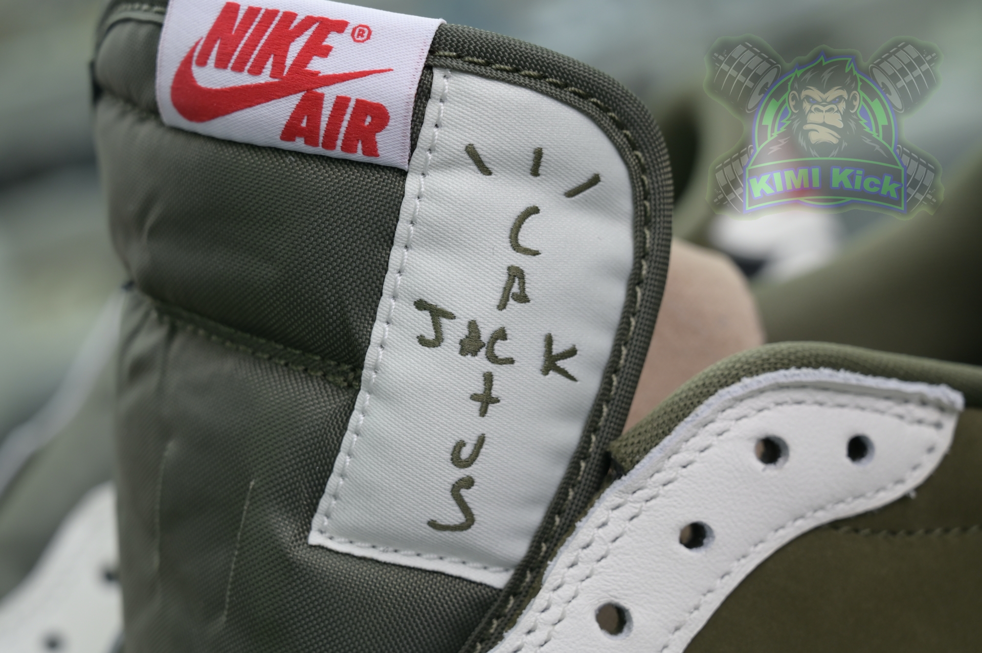 Travis Scott x Jordan Air Jordan 1 Low OG “Medium Olive”