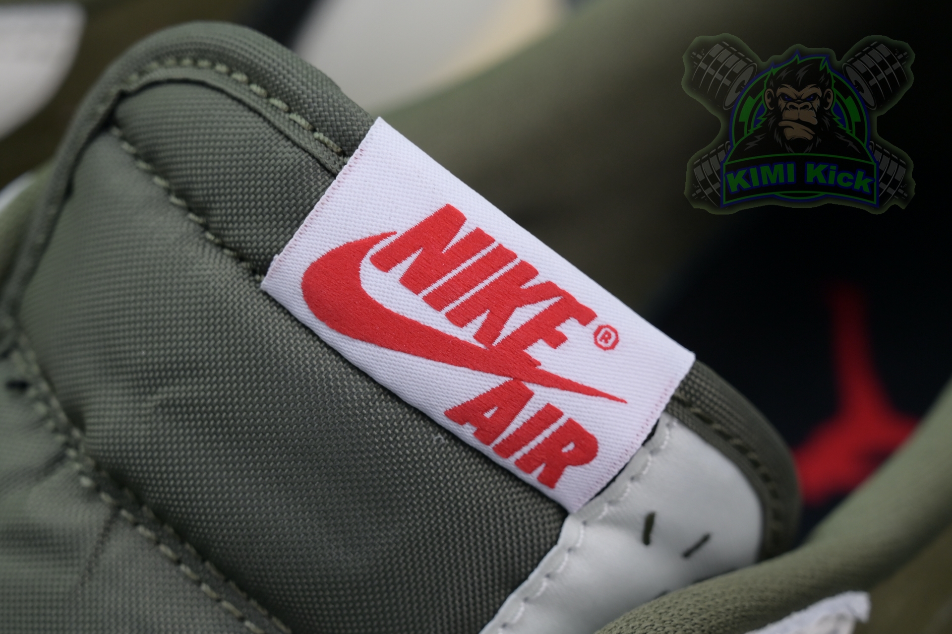 Travis Scott x Jordan Air Jordan 1 Low OG “Medium Olive”