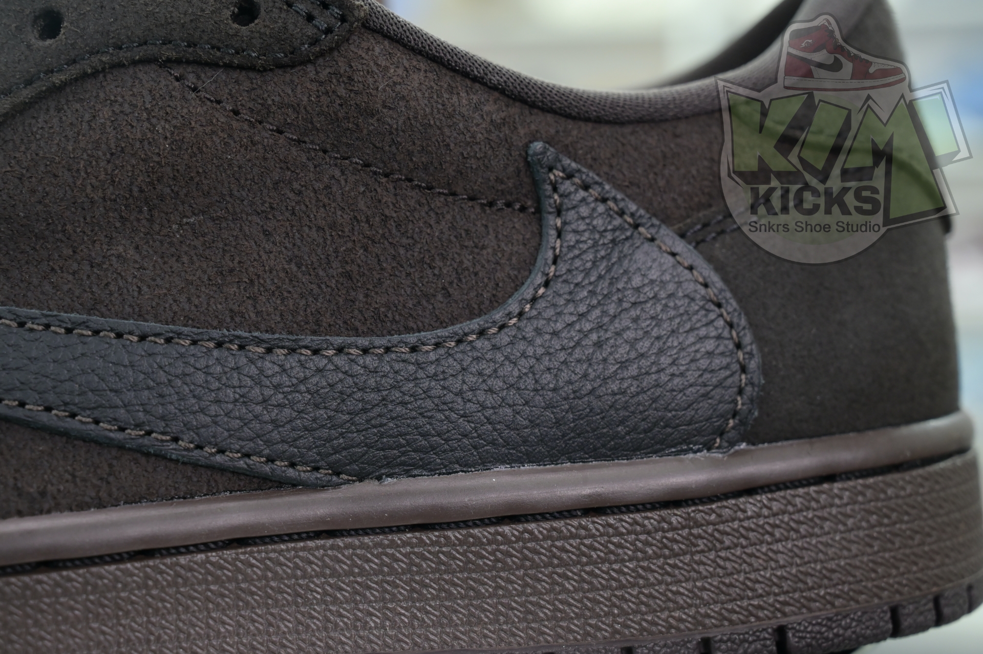 Travis Scott x Jordan Air Jordan 1 Low OG“Velvet Brown”