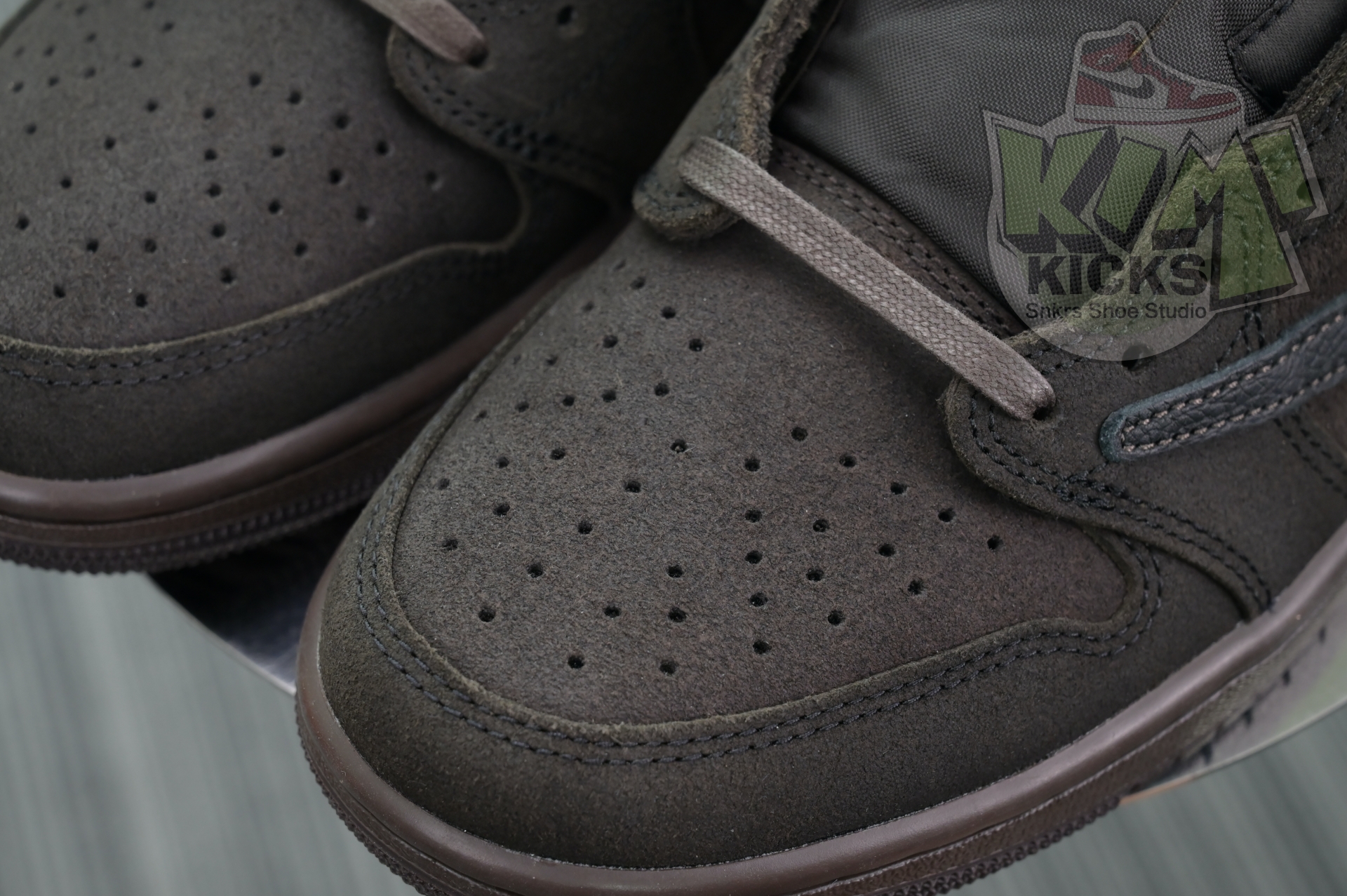 Travis Scott x Jordan Air Jordan 1 Low OG“Velvet Brown”