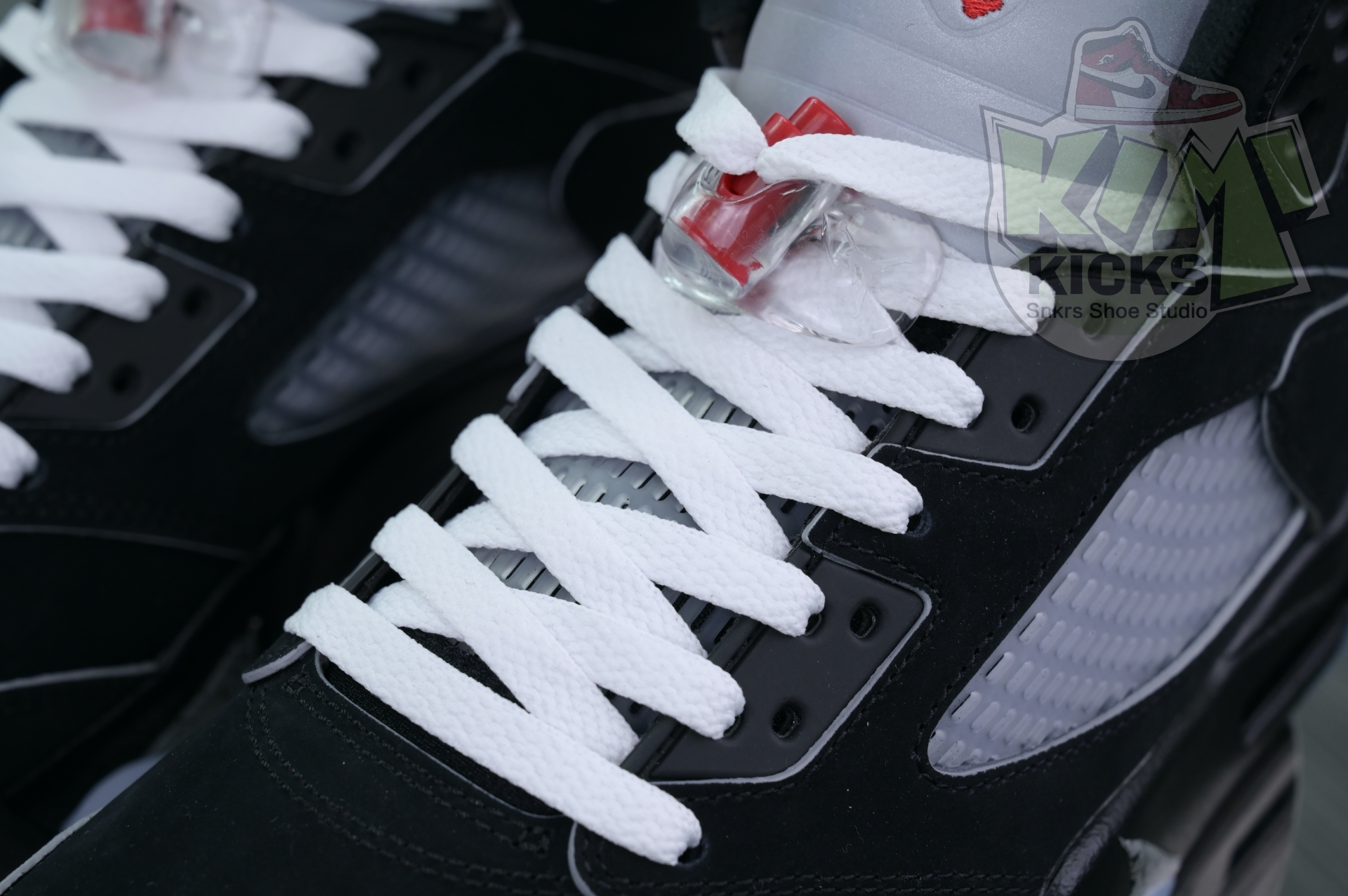 Jordan Air Jordan 5“BLACK METALLIC REIMAGINED”