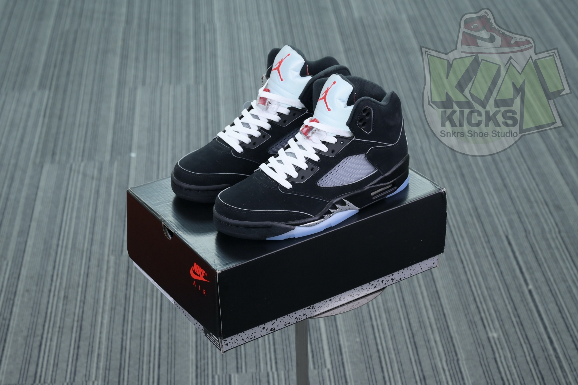 Jordan Air Jordan 5“BLACK METALLIC REIMAGINED”