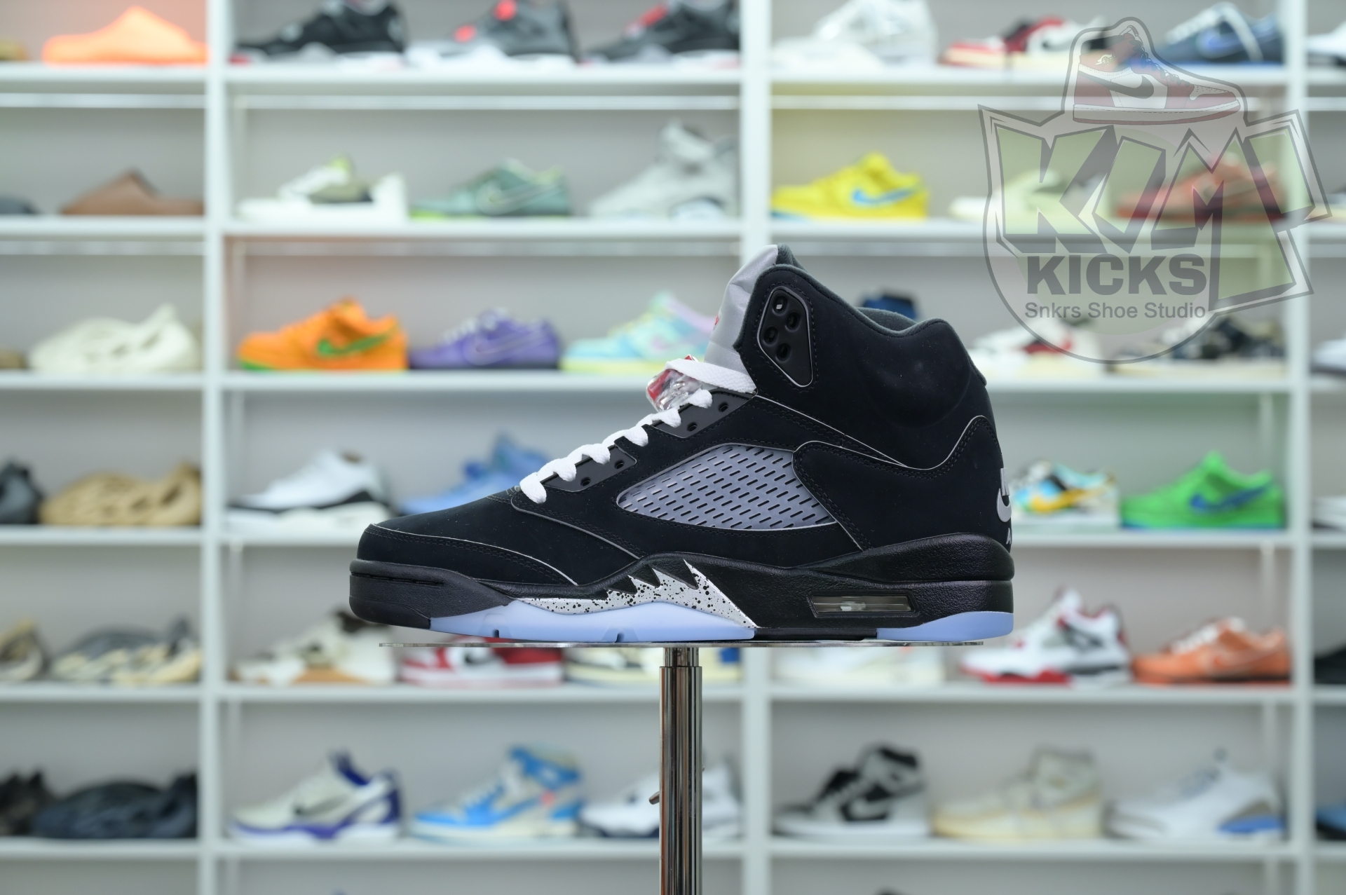 Jordan Air Jordan 5“BLACK METALLIC REIMAGINED”