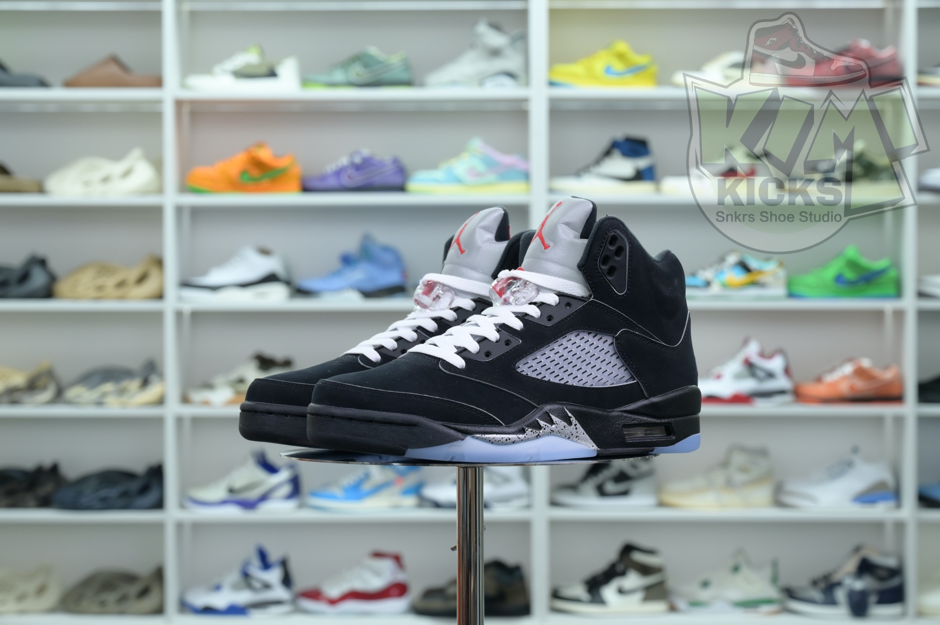 Jordan Air Jordan 5“BLACK METALLIC REIMAGINED”