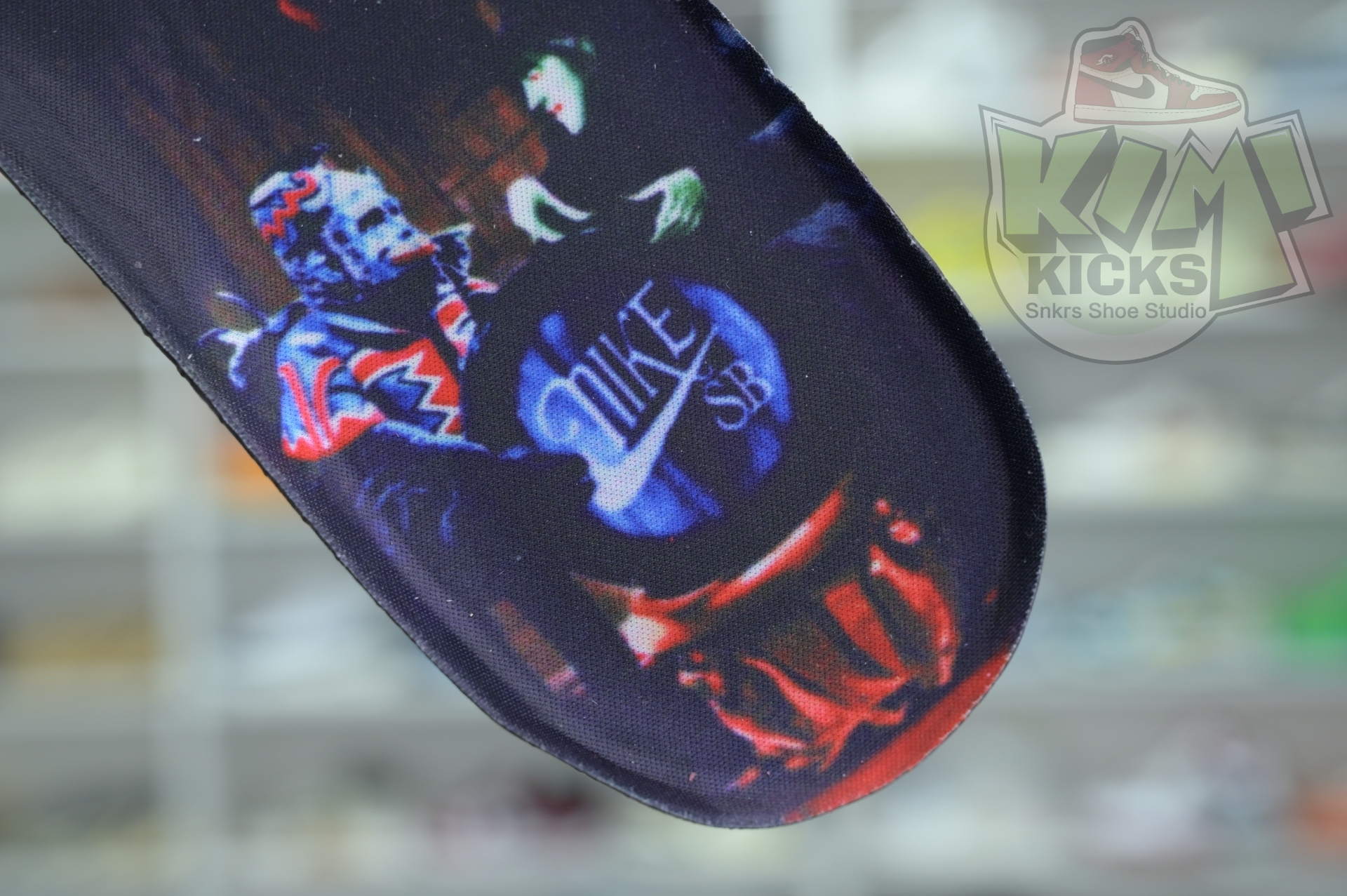 The Wizard of Oz x Nike SBDunk Low“Ruby Slipper”