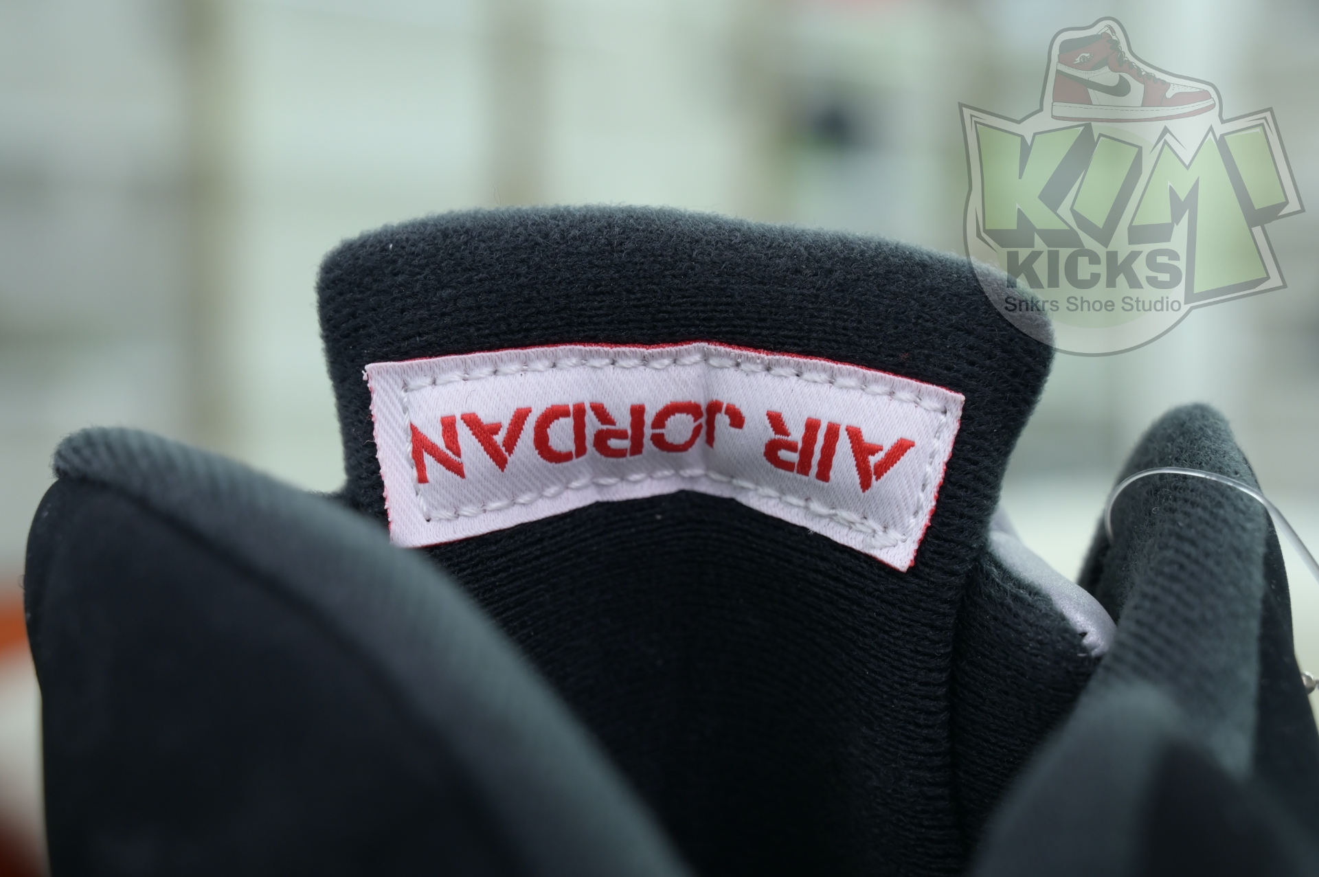 Jordan Air Jordan 5“BLACK METALLIC REIMAGINED”