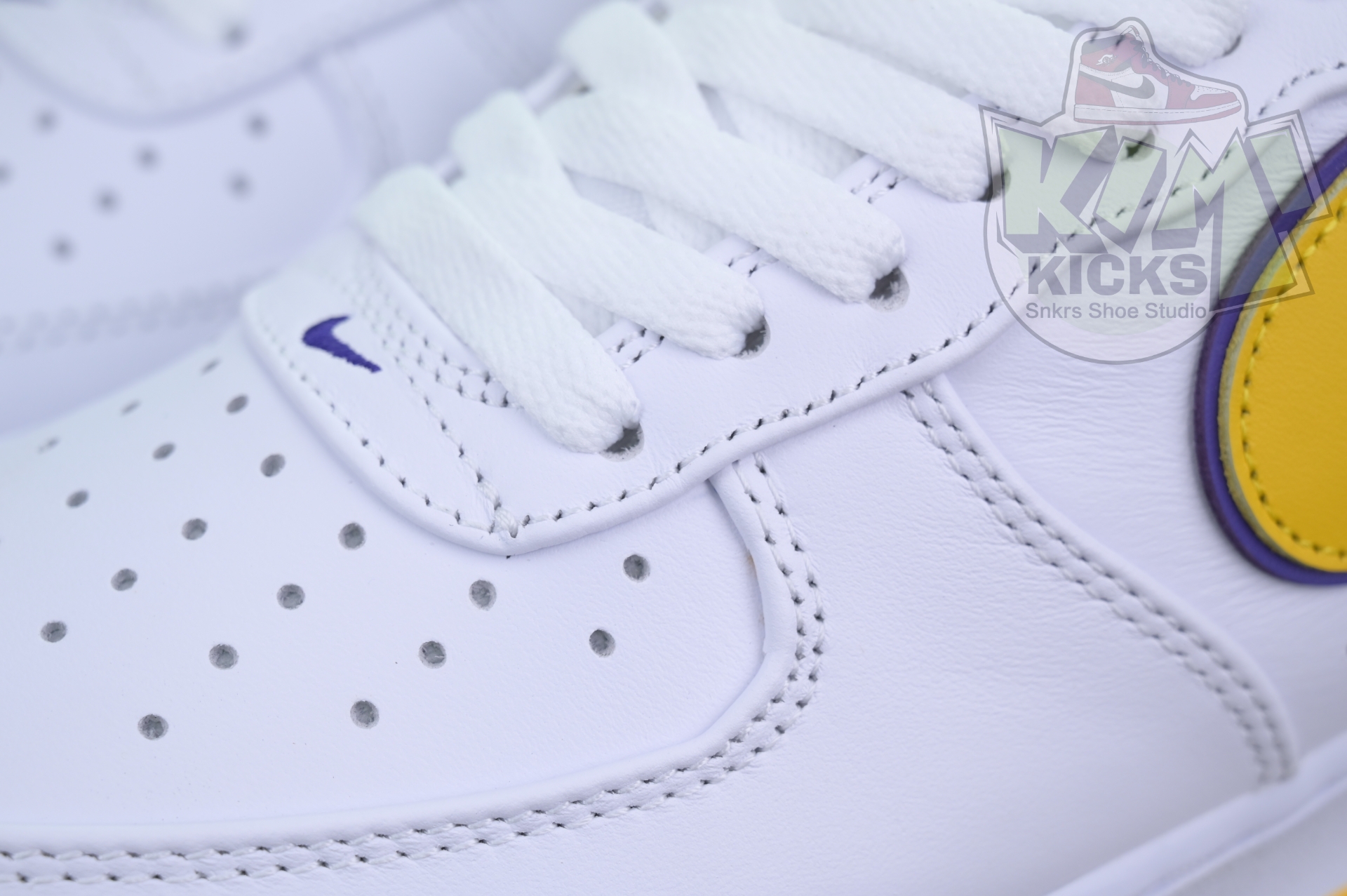 Kobe Bryant x Nike Air Force 1