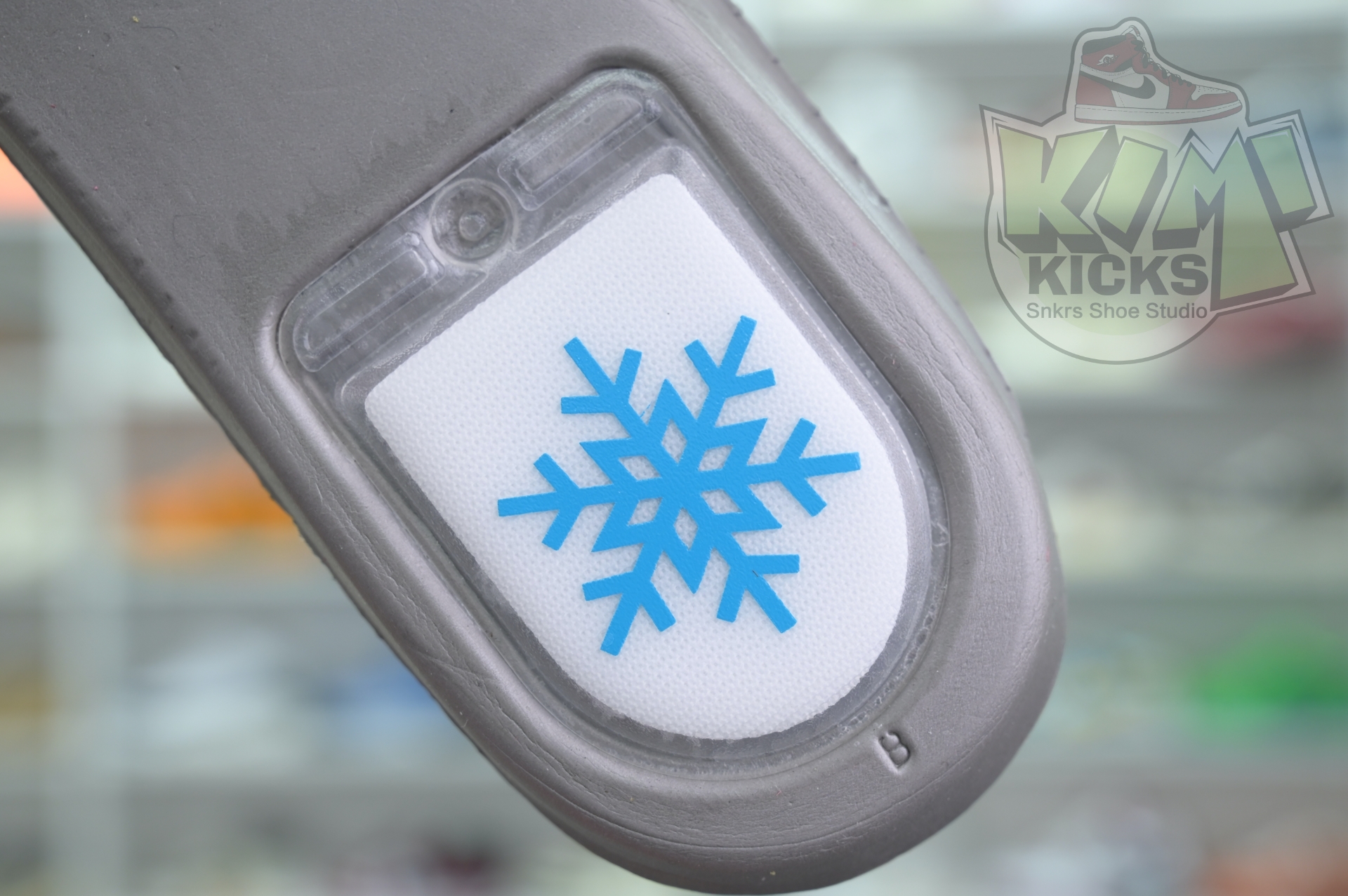 The Wizard of Oz x Nike SBDunk Low“Ruby Slipper”