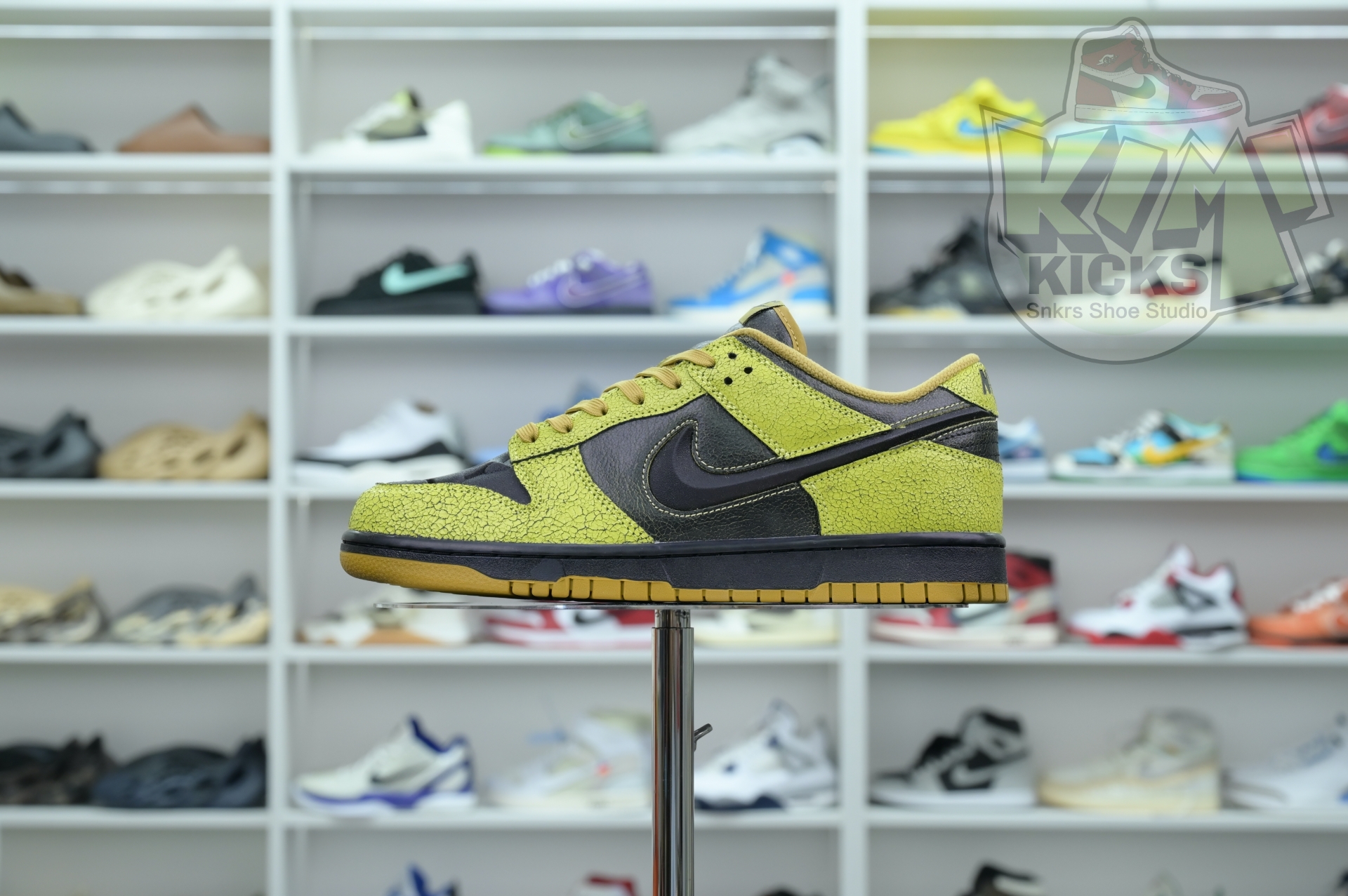 Nike Dunk Low“Halloween”