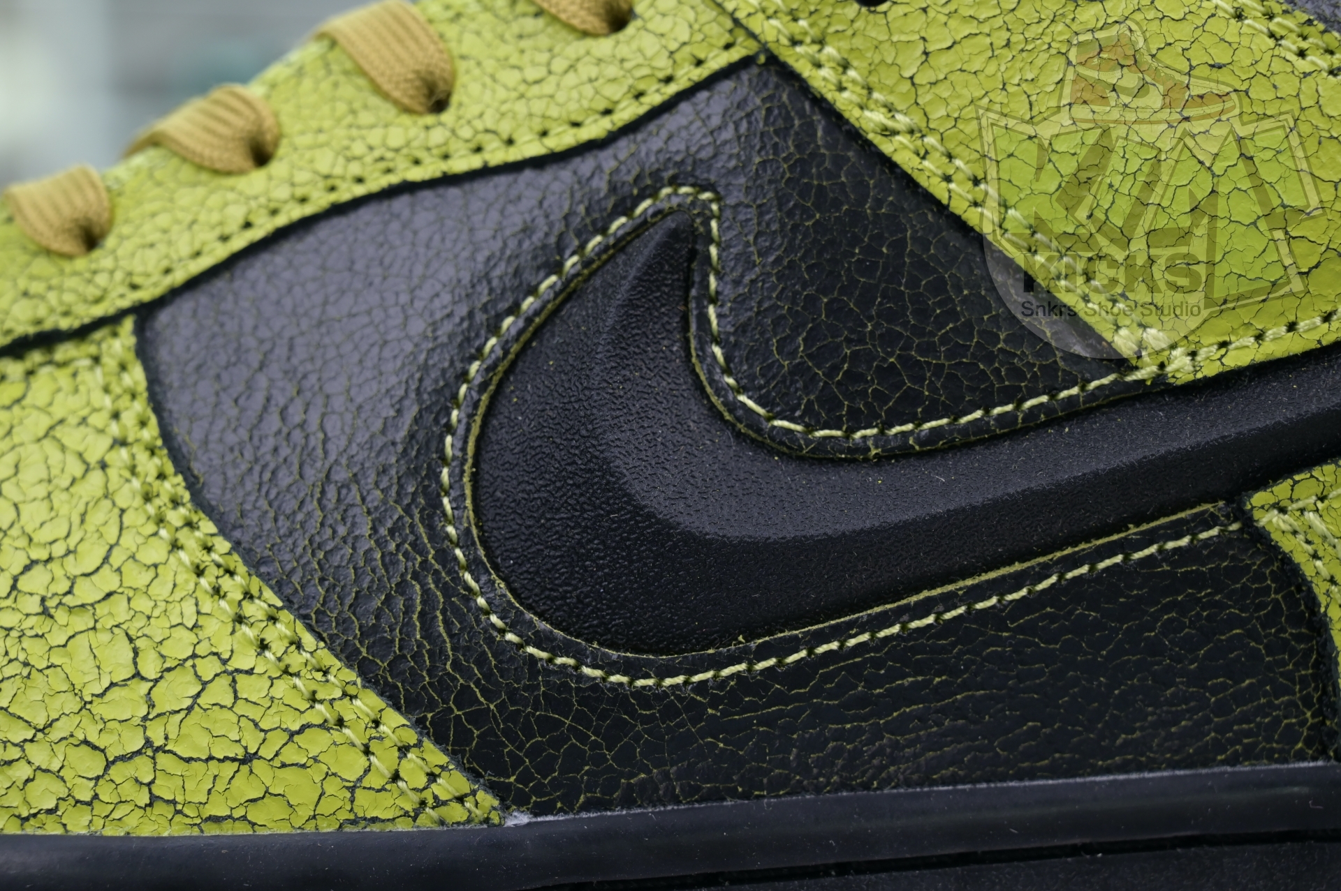 Nike Dunk Low“Halloween”