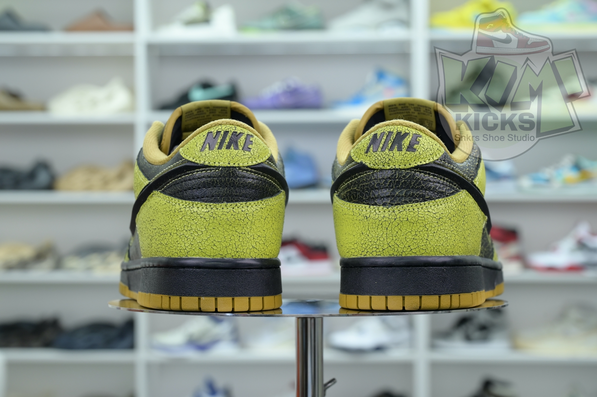 Nike Dunk Low“Halloween”