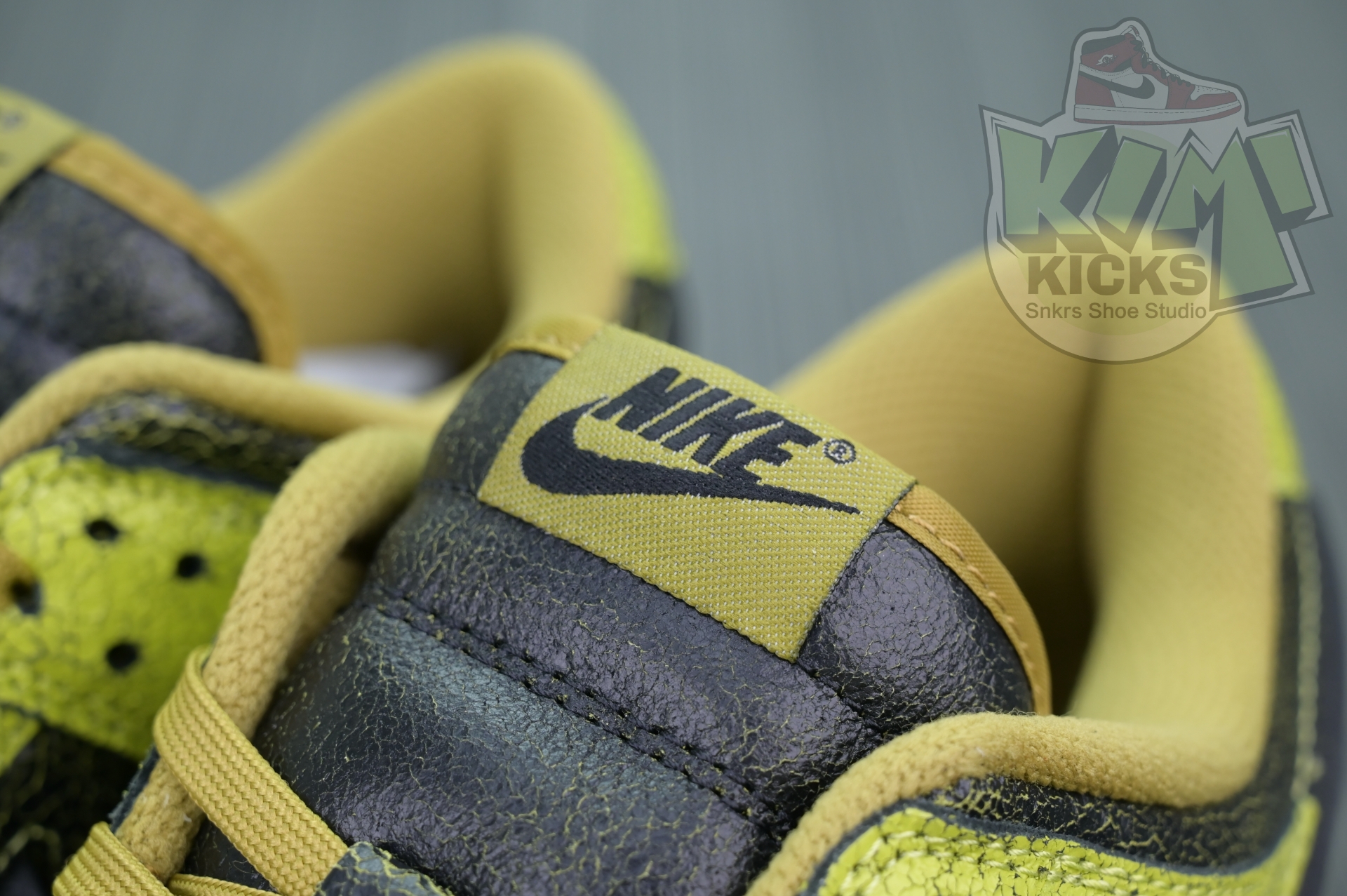 Nike Dunk Low“Halloween”