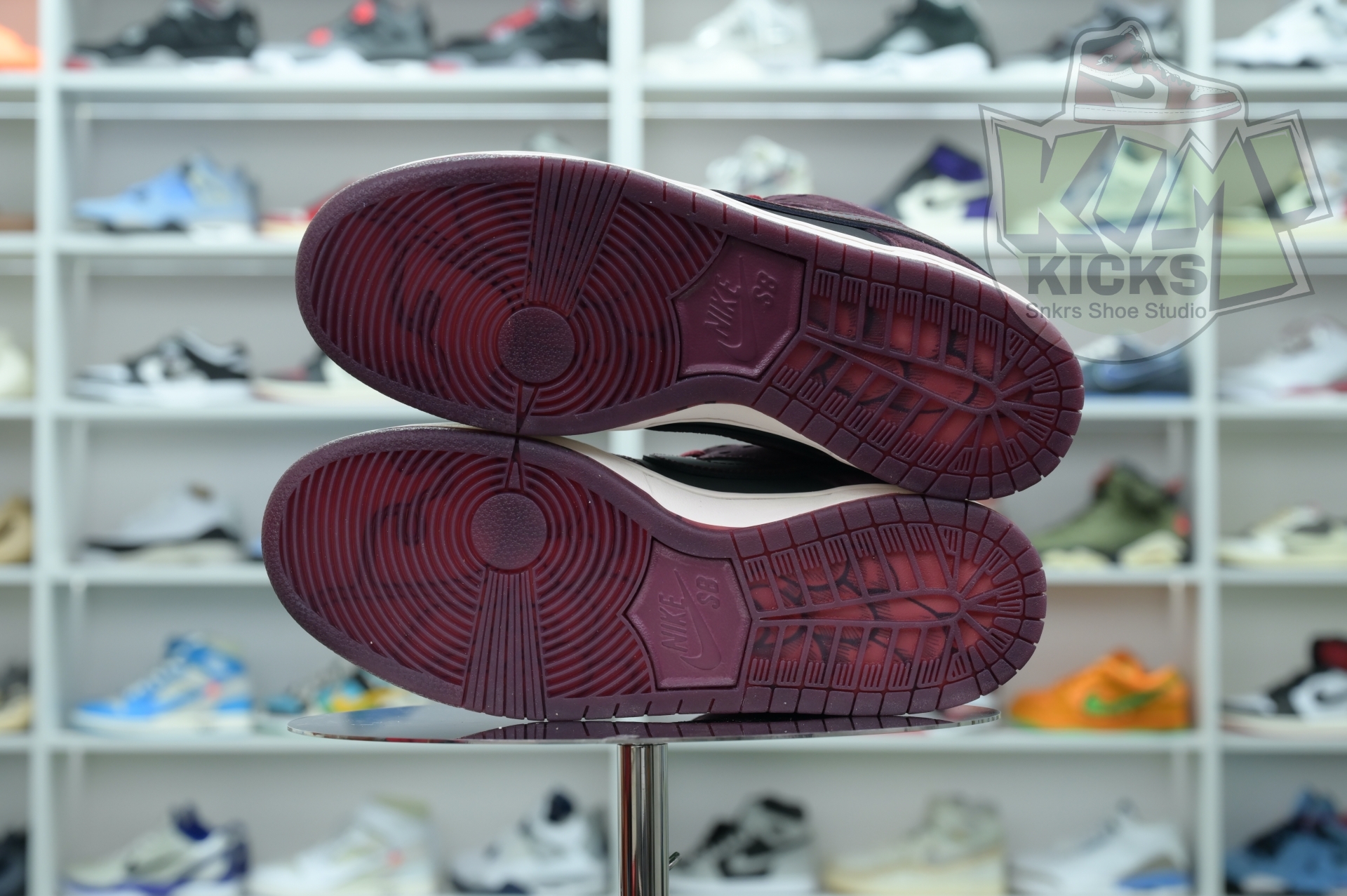 RIOT Skateshop x Nike SB Dunk Low