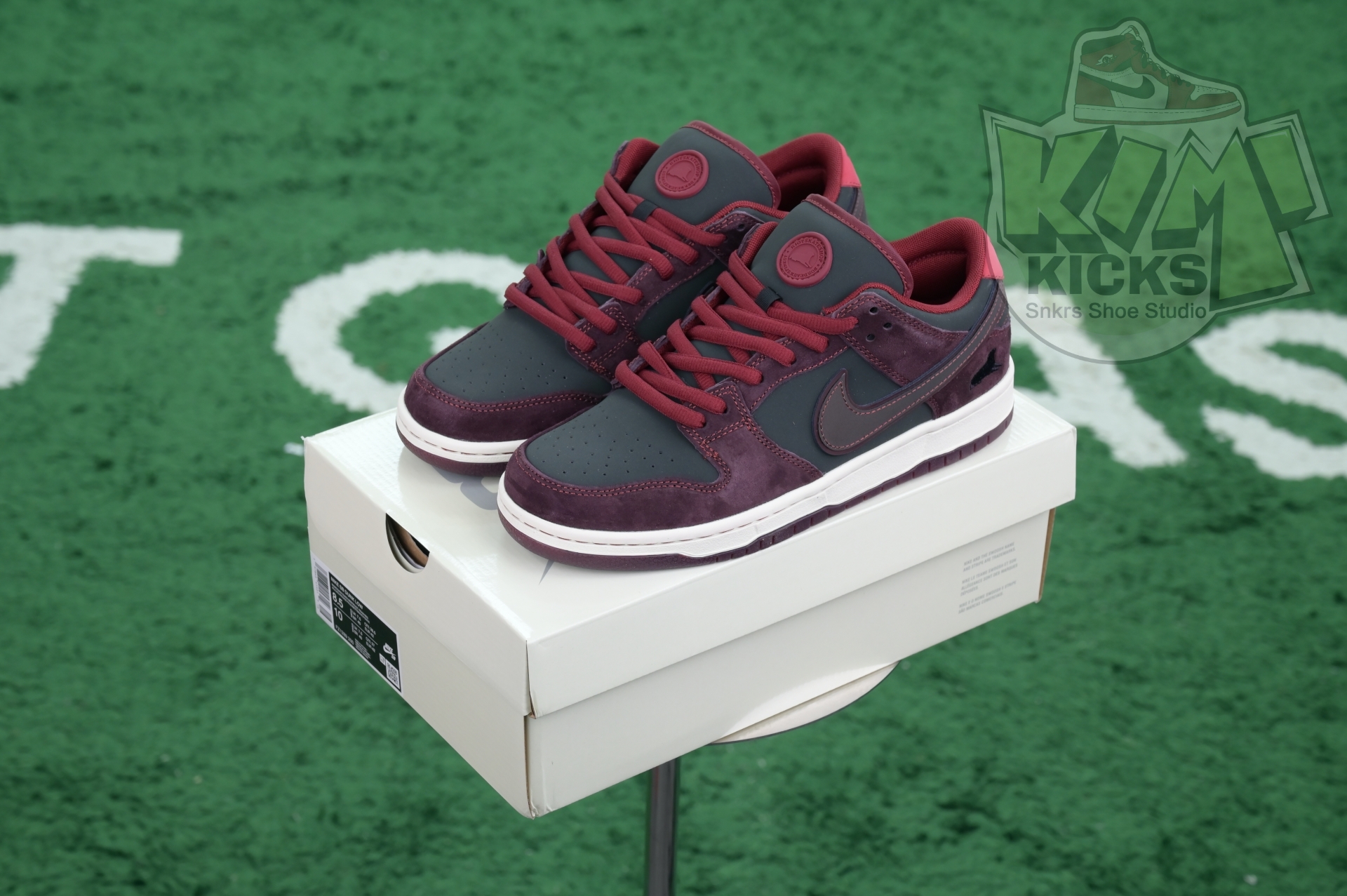 RIOT Skateshop x Nike SB Dunk Low