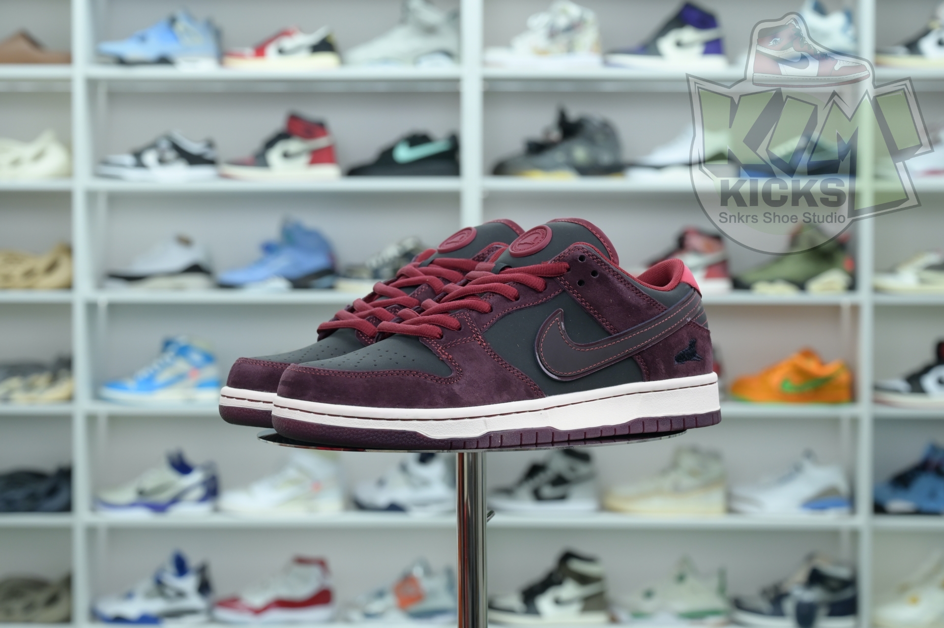 RIOT Skateshop x Nike SB Dunk Low