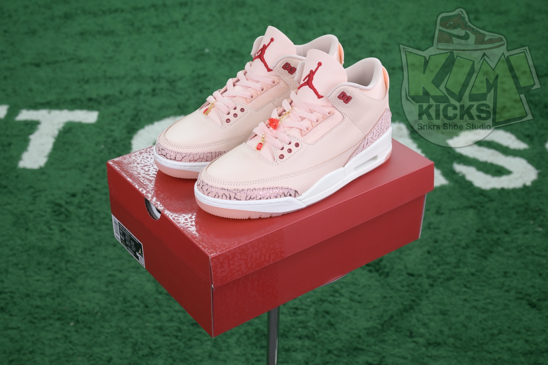 Jordan Air Jordan 3 Valentine's Day