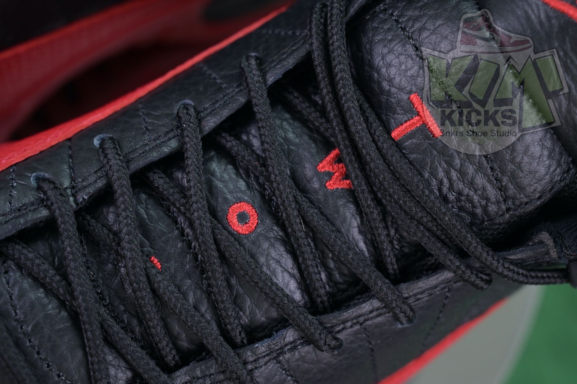 Air Jordan 12 Flu Game 2025